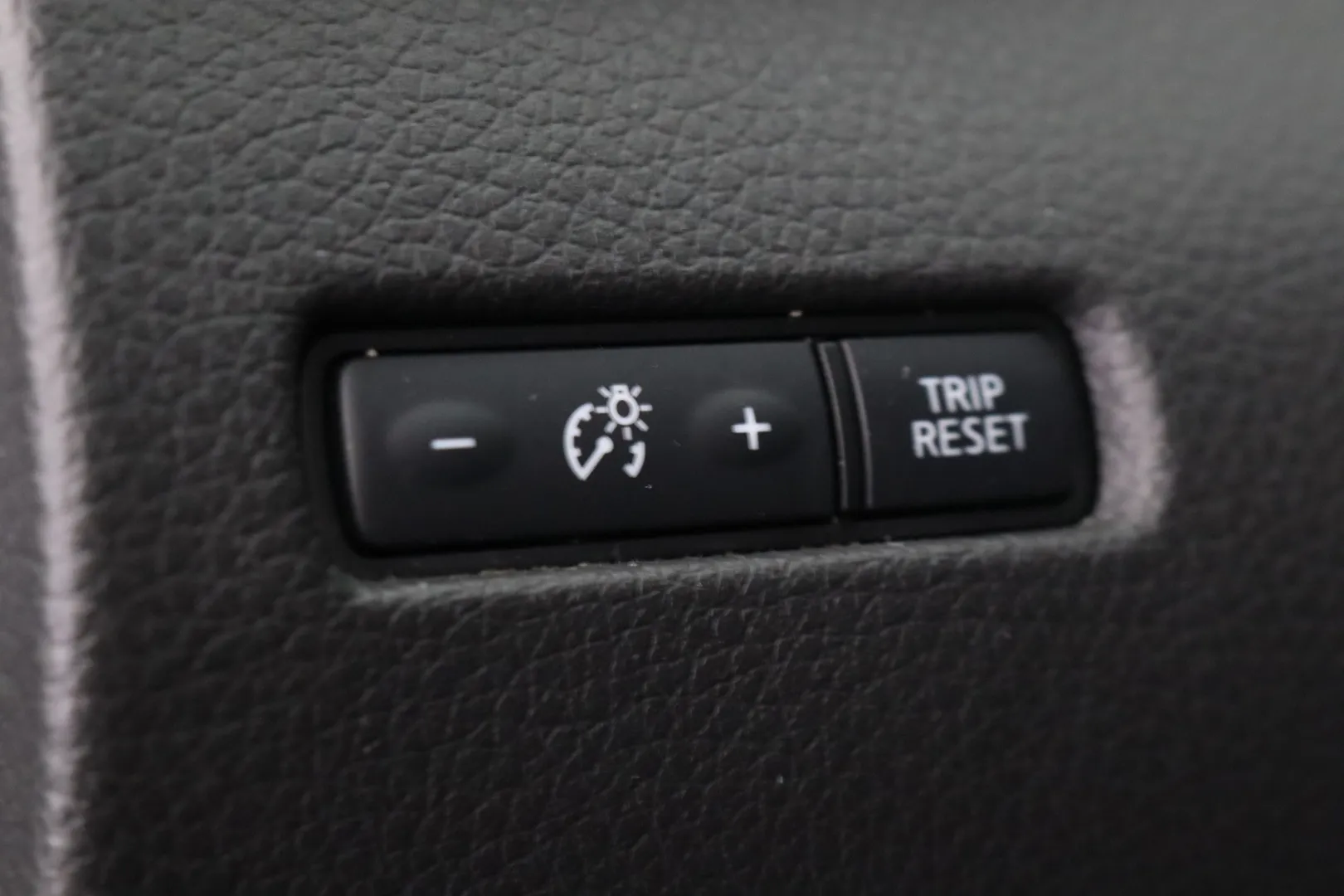 NISSAN Qashqai BVK-988 carousel image