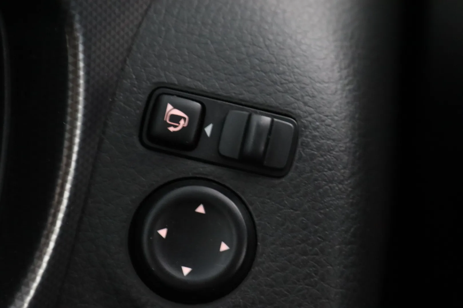 NISSAN Qashqai BVK-988 carousel image