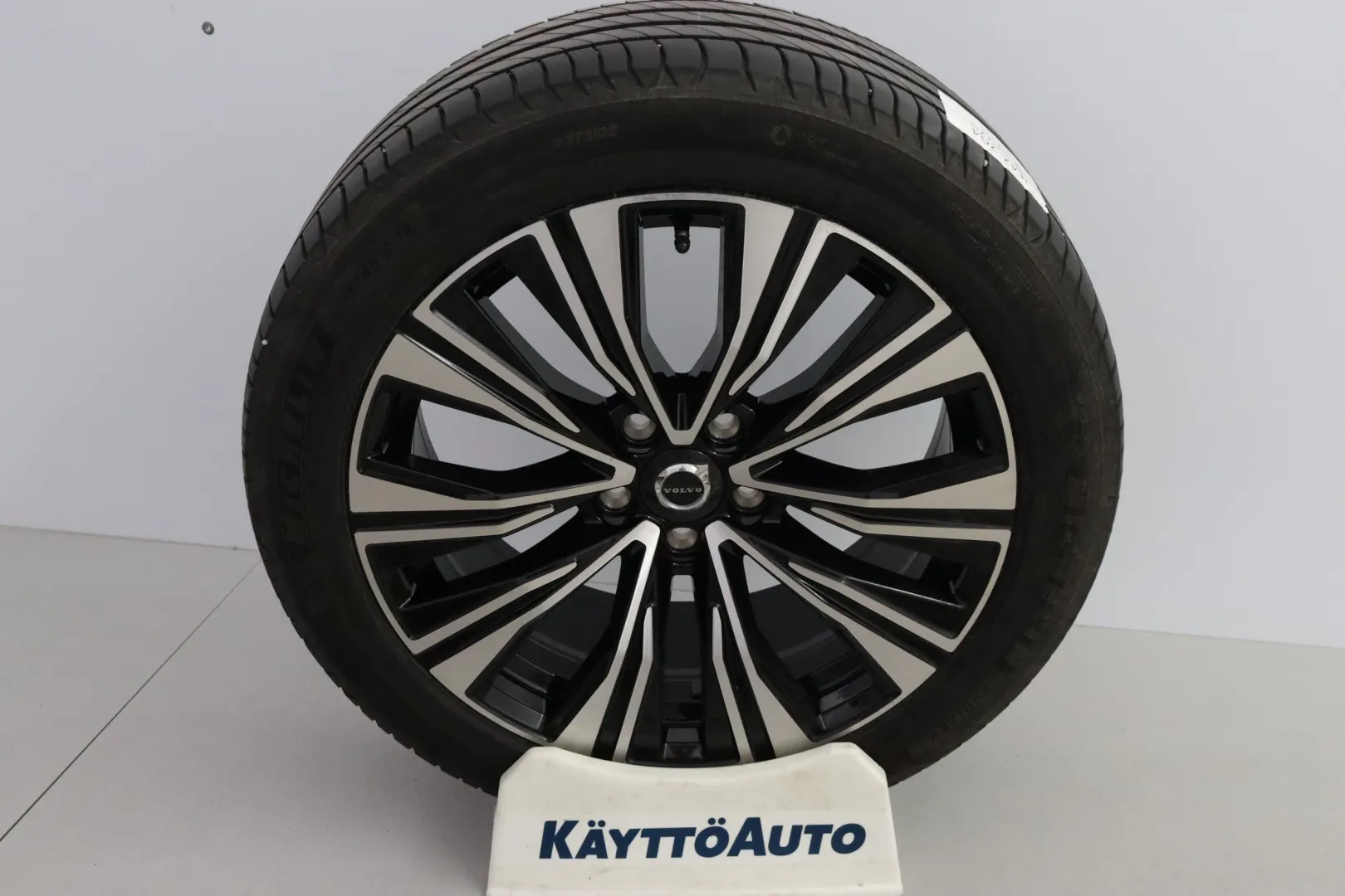 VOLVO V60 JMZ-204 carousel image