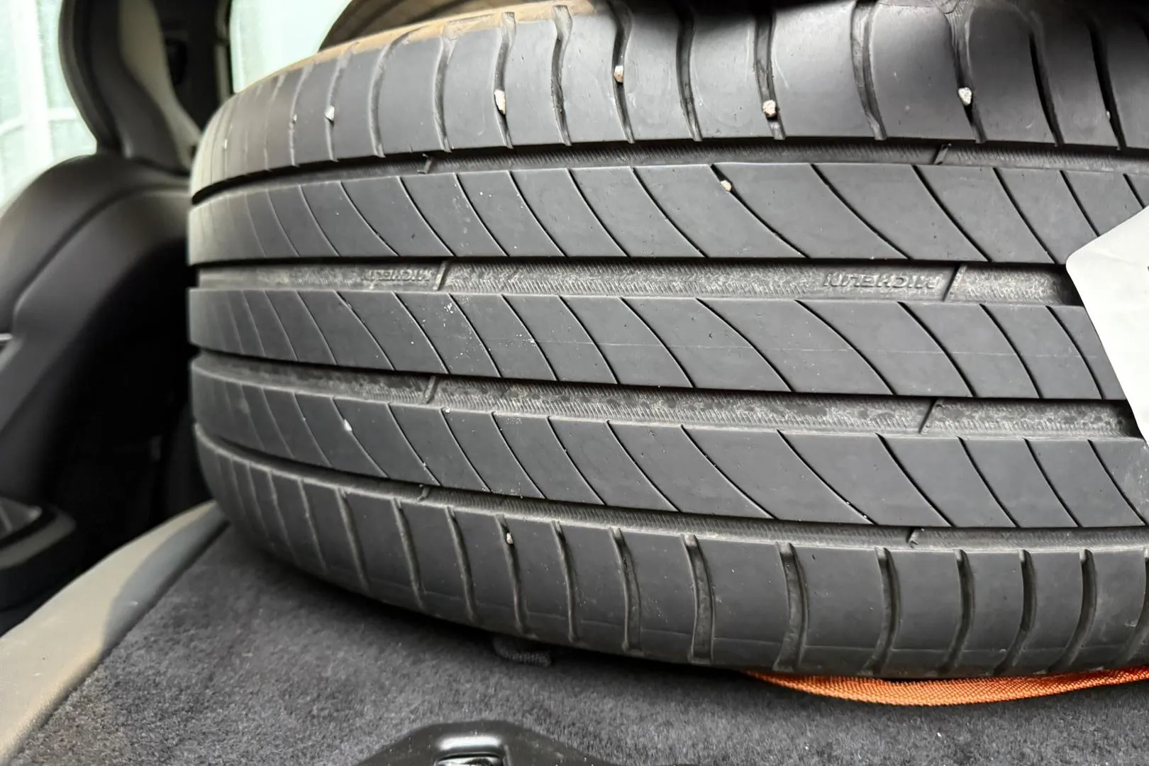 VOLVO V60 JMZ-204 carousel image