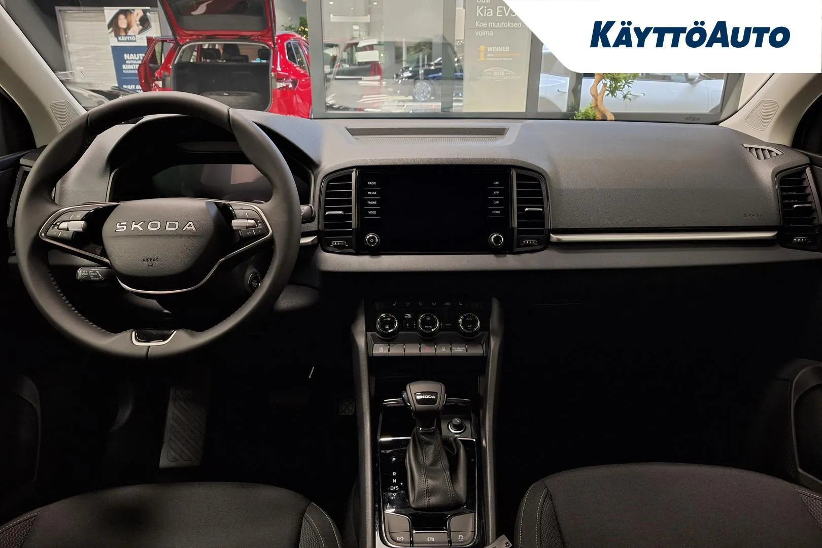Skoda Karoq LTM-132 carousel image