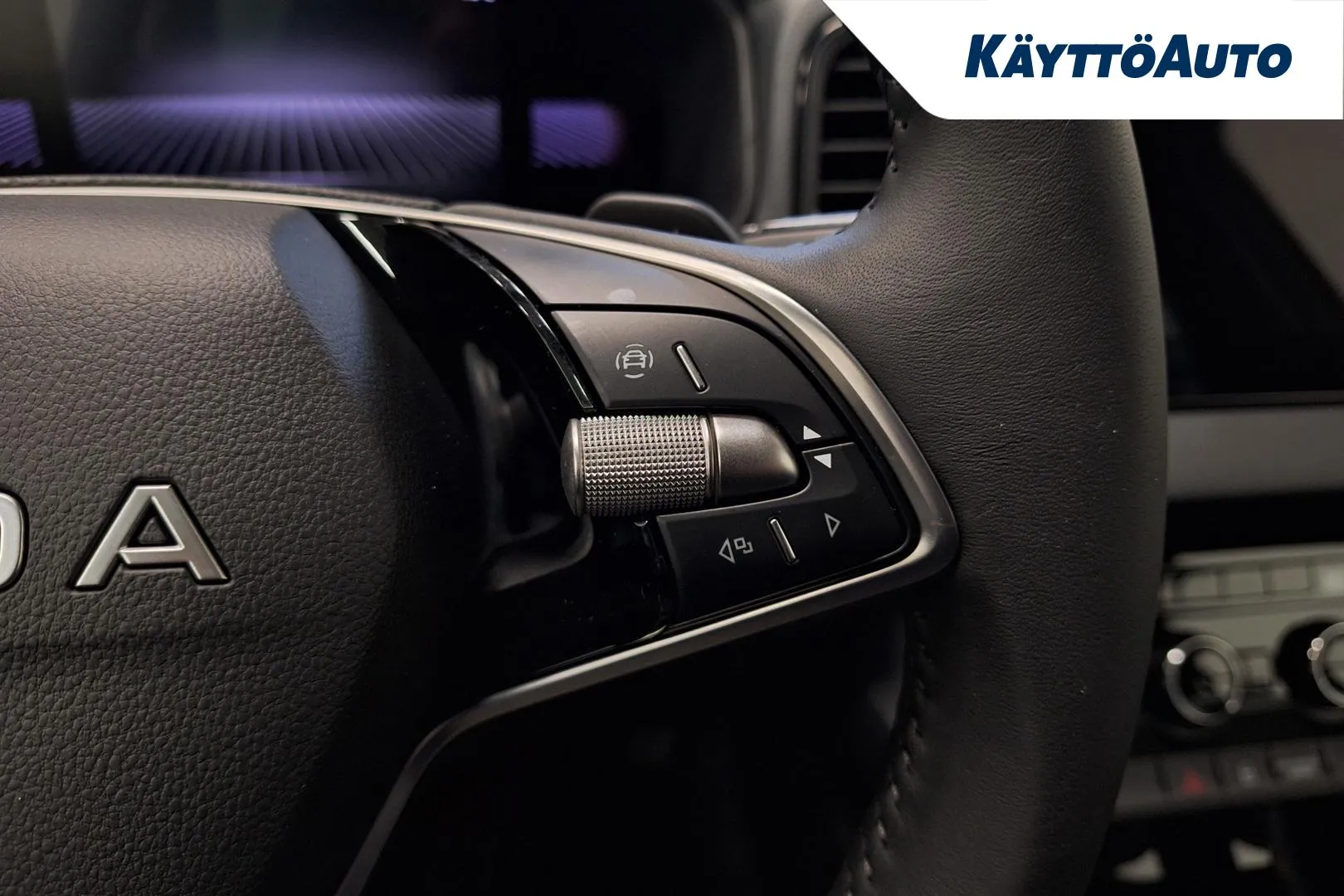 Skoda Karoq LTM-132 carousel image