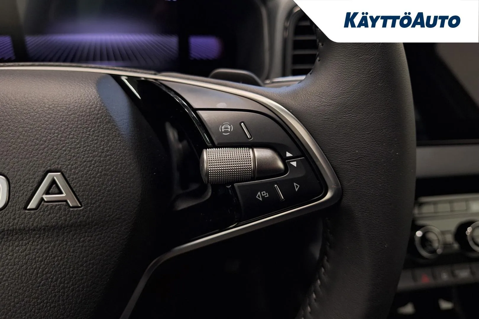 Skoda Karoq LTM-132 carousel image