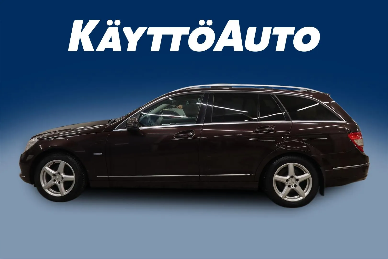 Mercedes-Benz C YIJ-125 carousel image