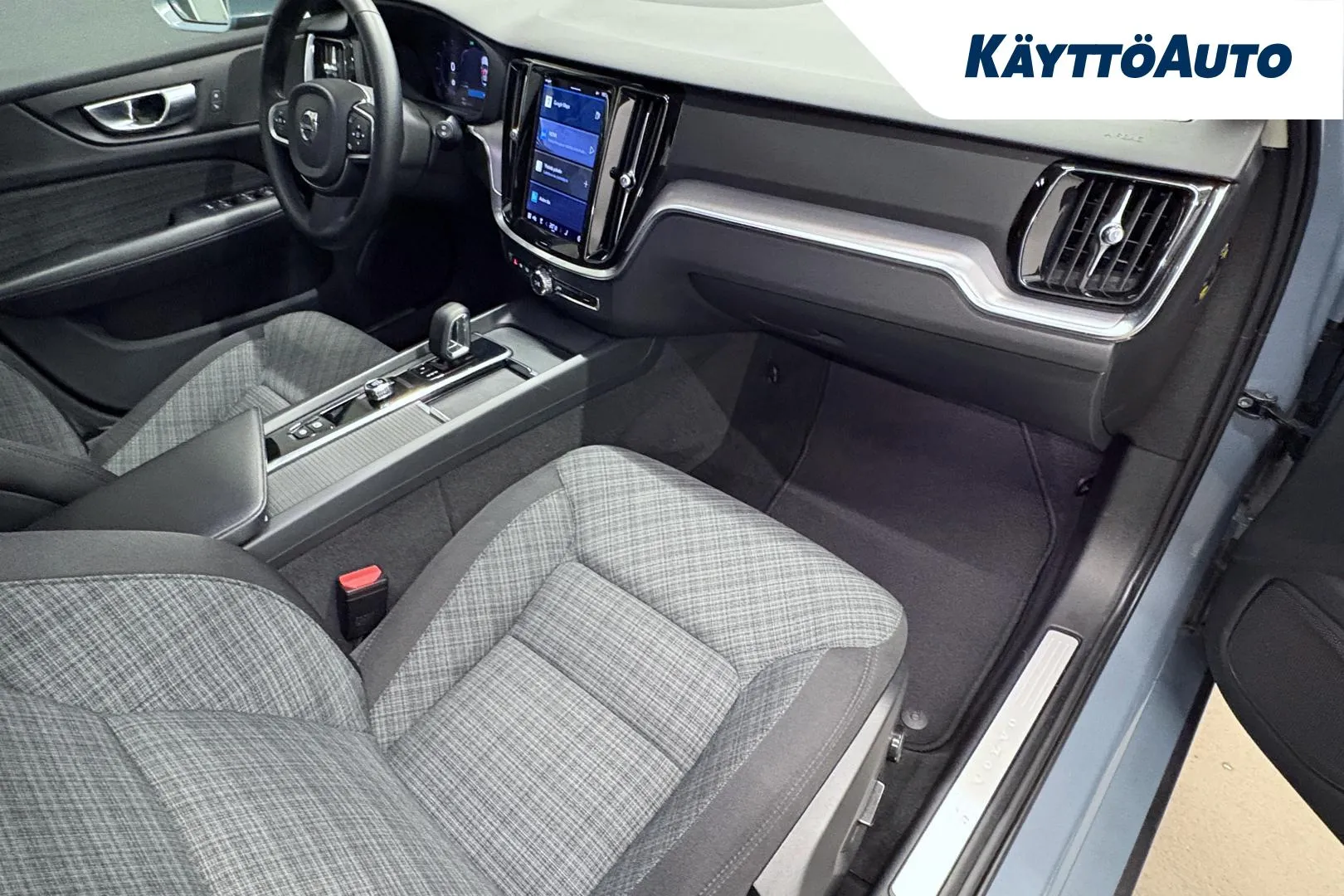 VOLVO V60 FRI-463 carousel image