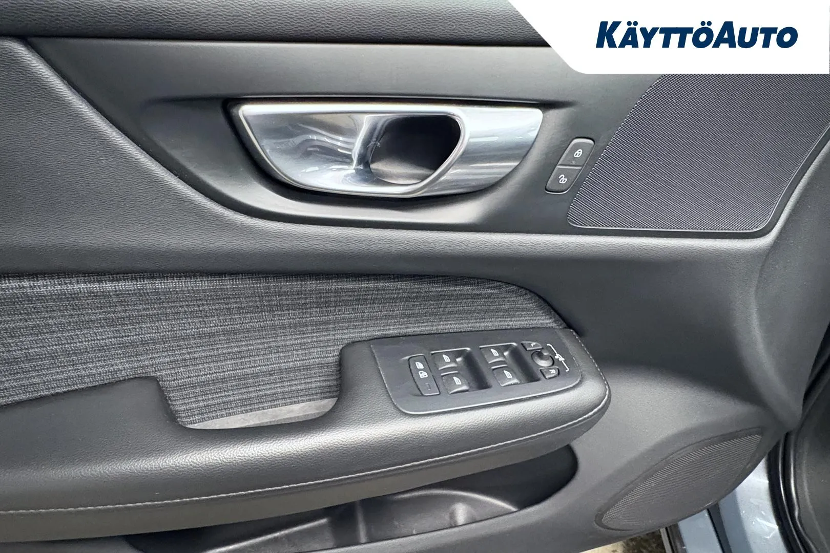 VOLVO V60 FRI-463 carousel image