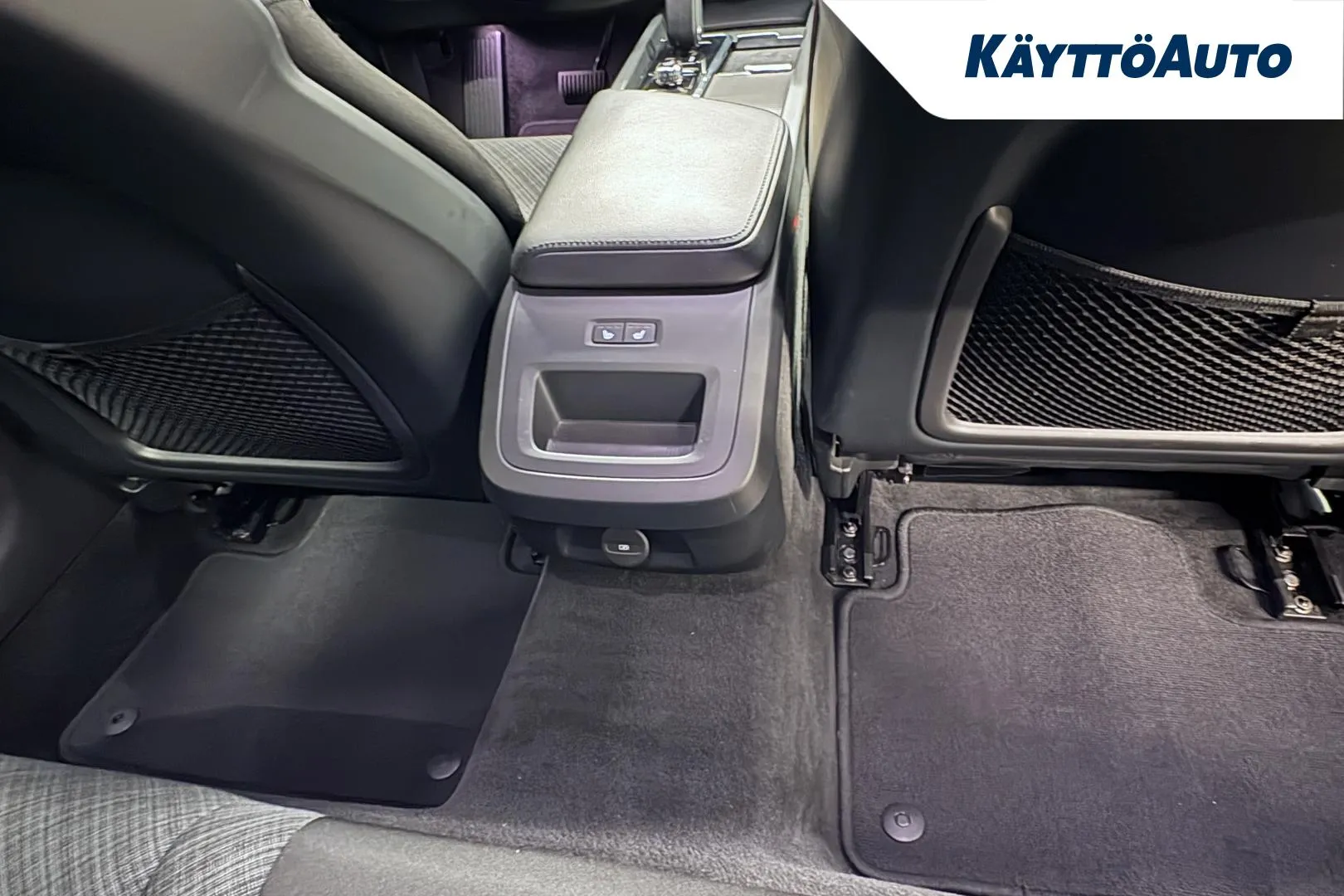 VOLVO V60 FRI-463 carousel image