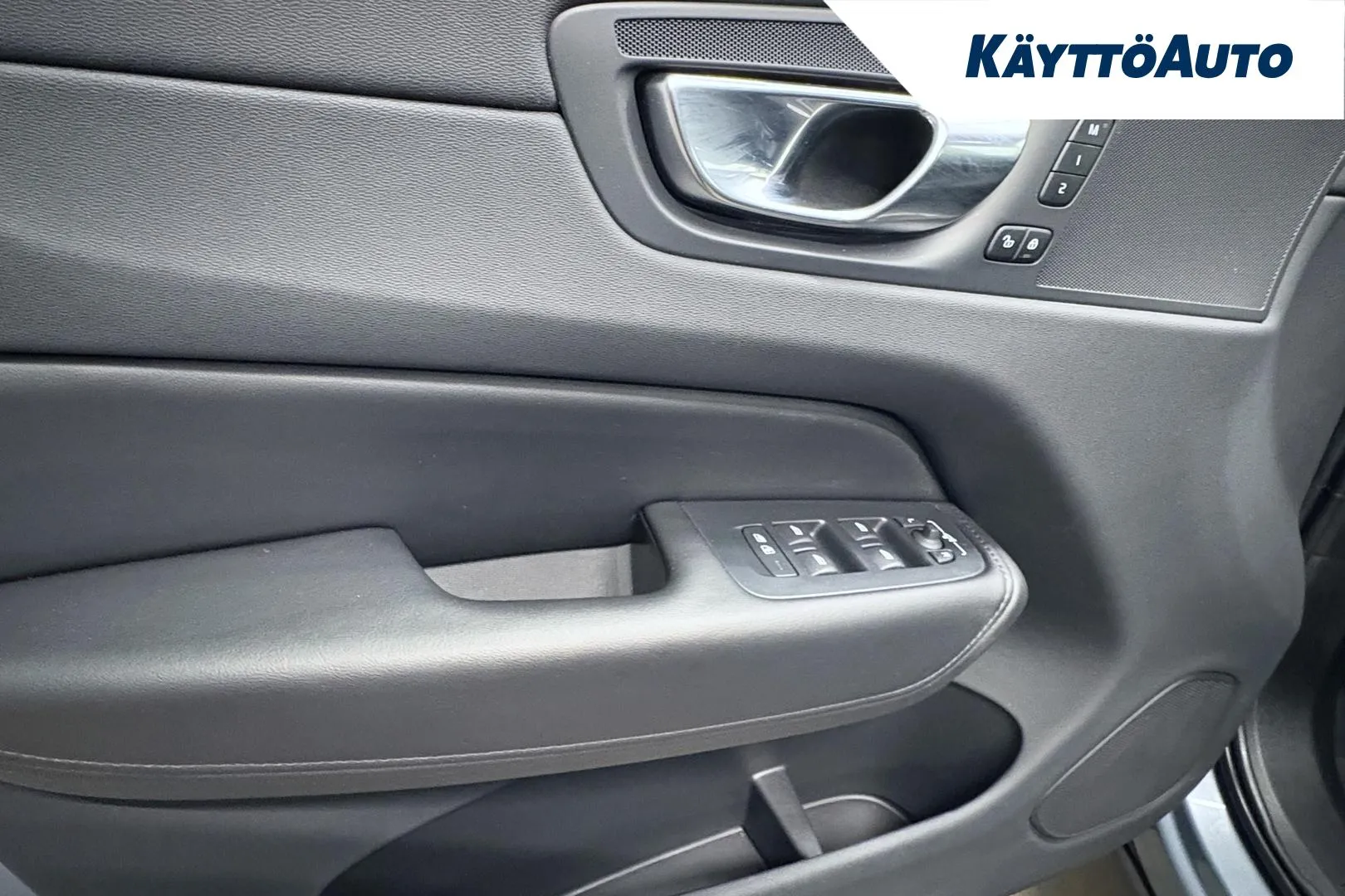 VOLVO XC60 FRH-320 carousel image