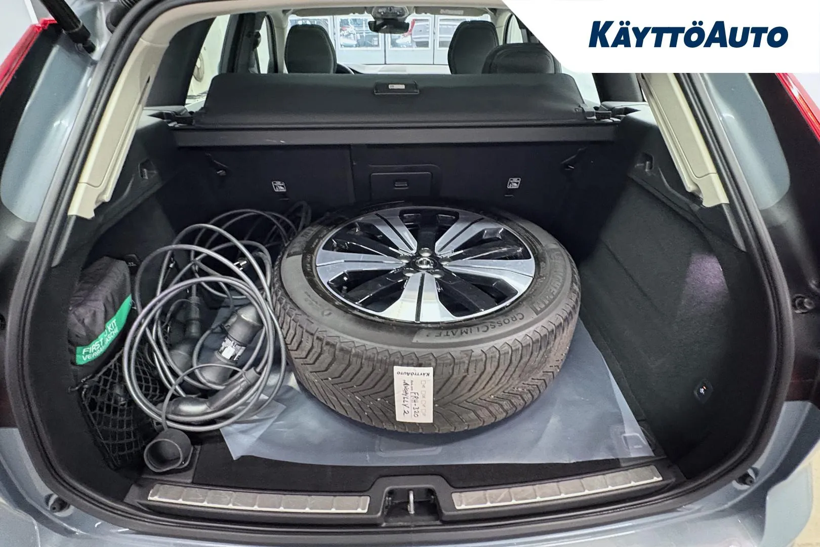 VOLVO XC60 FRH-320 carousel image