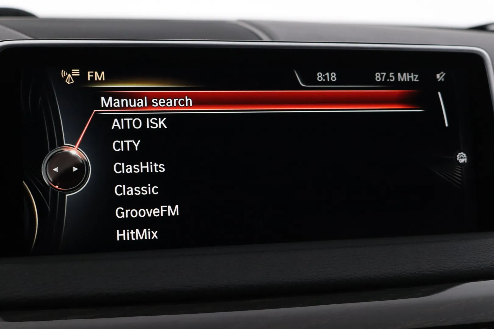 BMW X5 INJ-221 carousel image