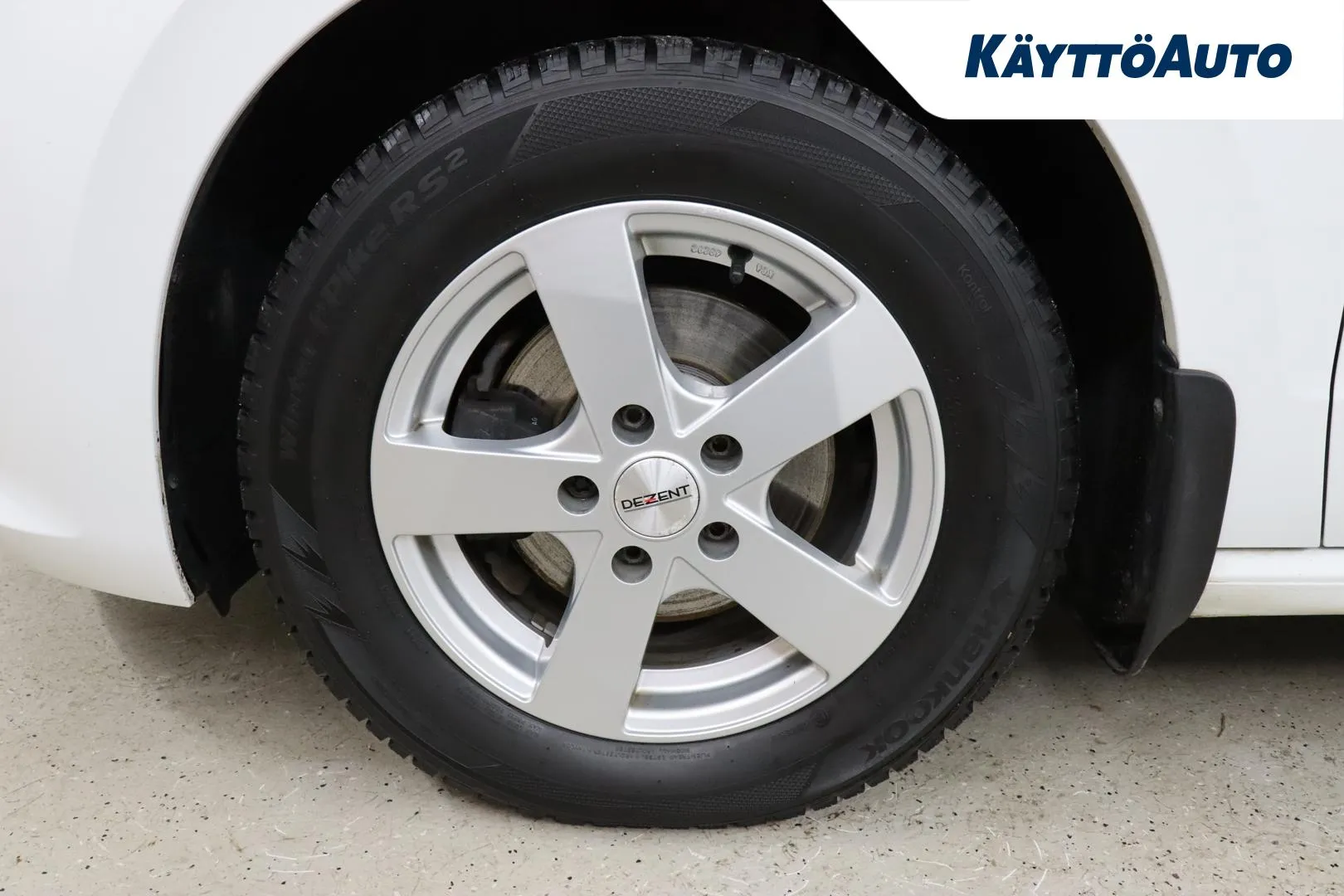 VOLKSWAGEN Golf Sportsvan JKE-594 carousel image