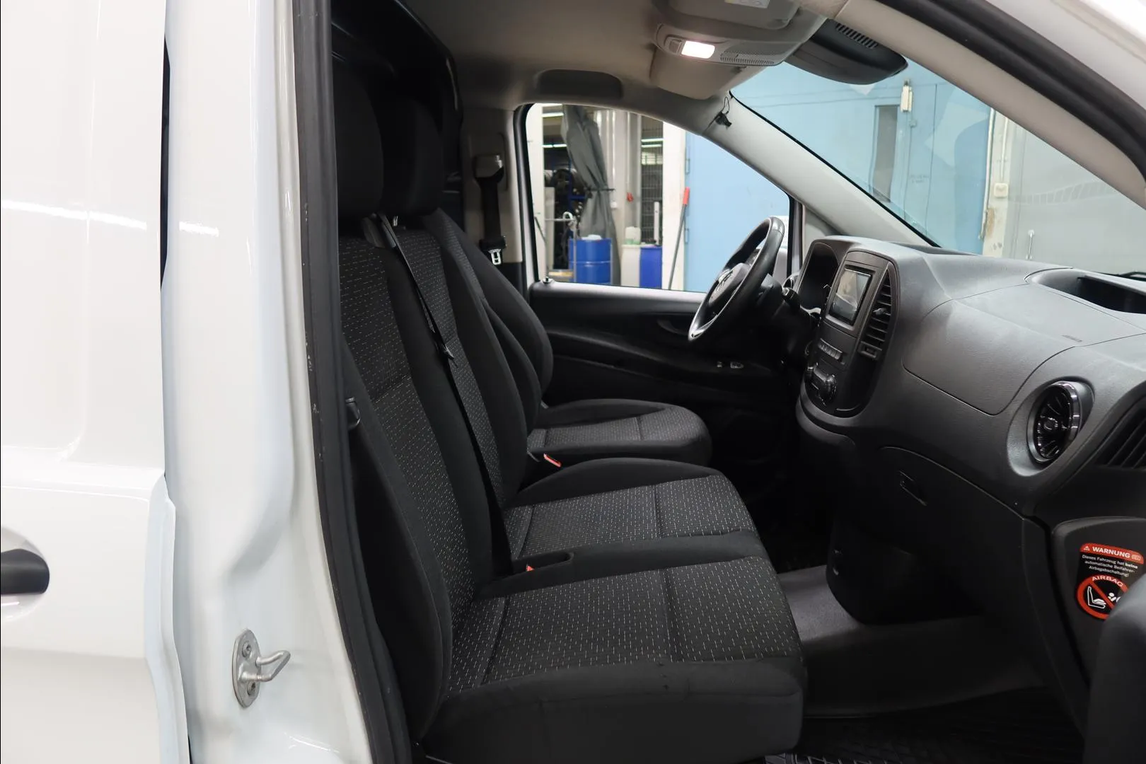MERCEDES-BENZ Vito GPB-484 carousel image