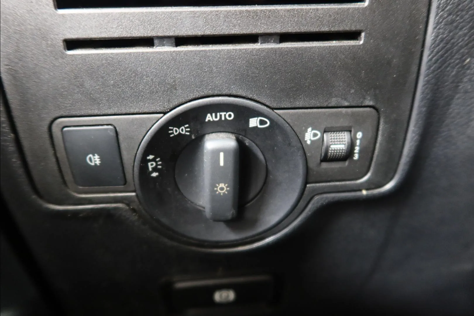 MERCEDES-BENZ Vito GPB-484 carousel image