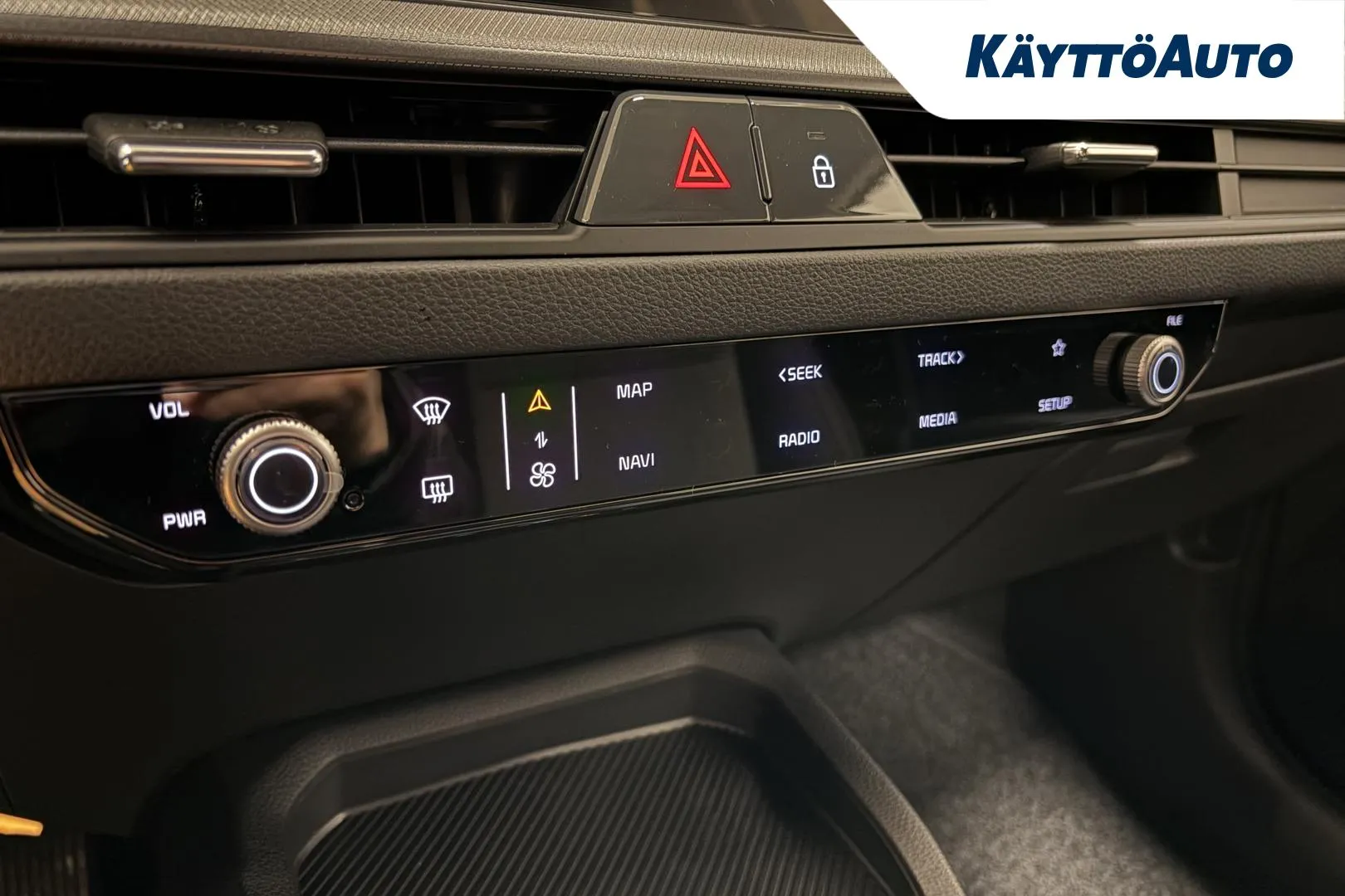 Kia Stonic MRR-301 carousel image