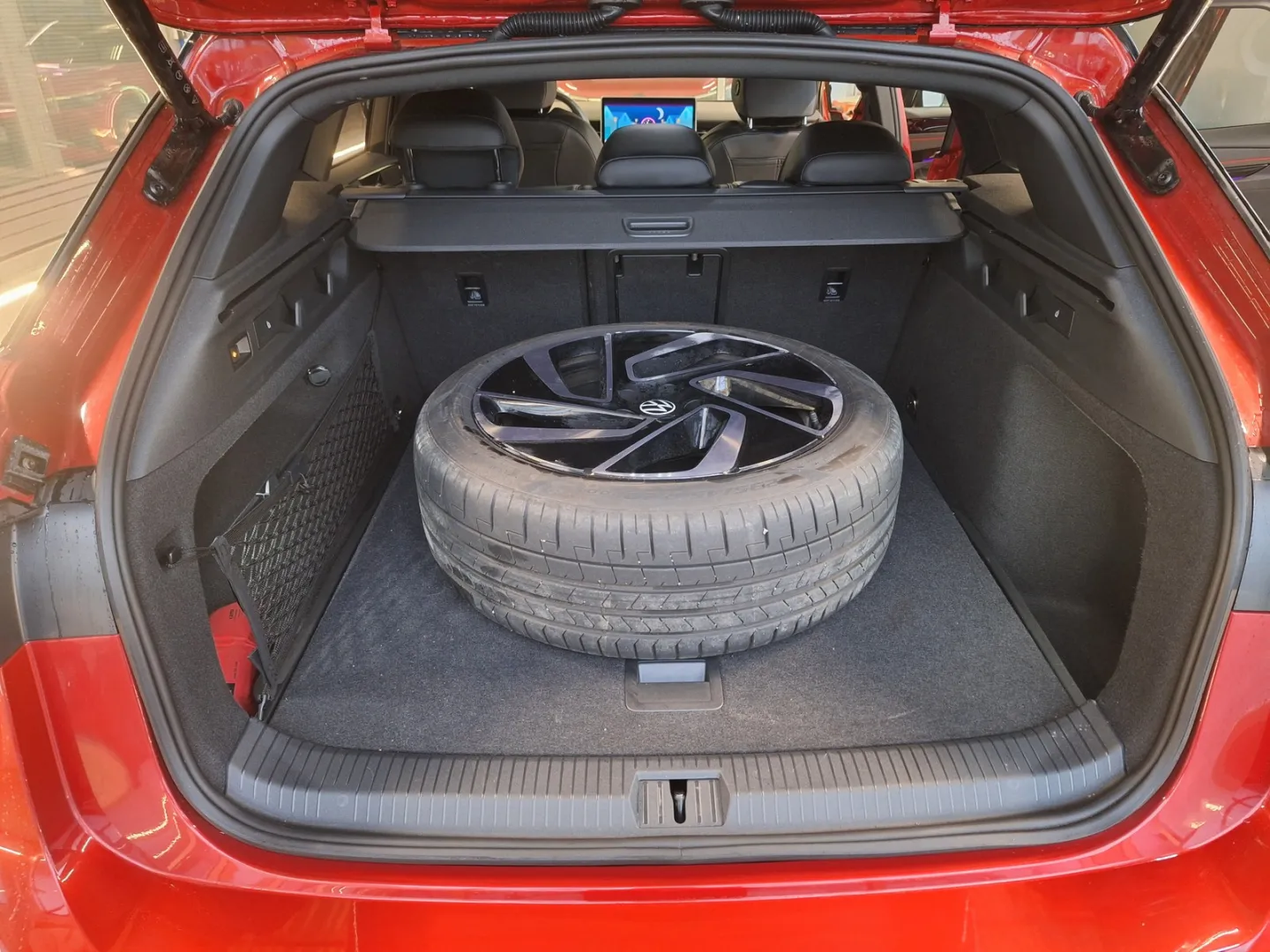 Volkswagen ID.7 FSS-777 carousel image