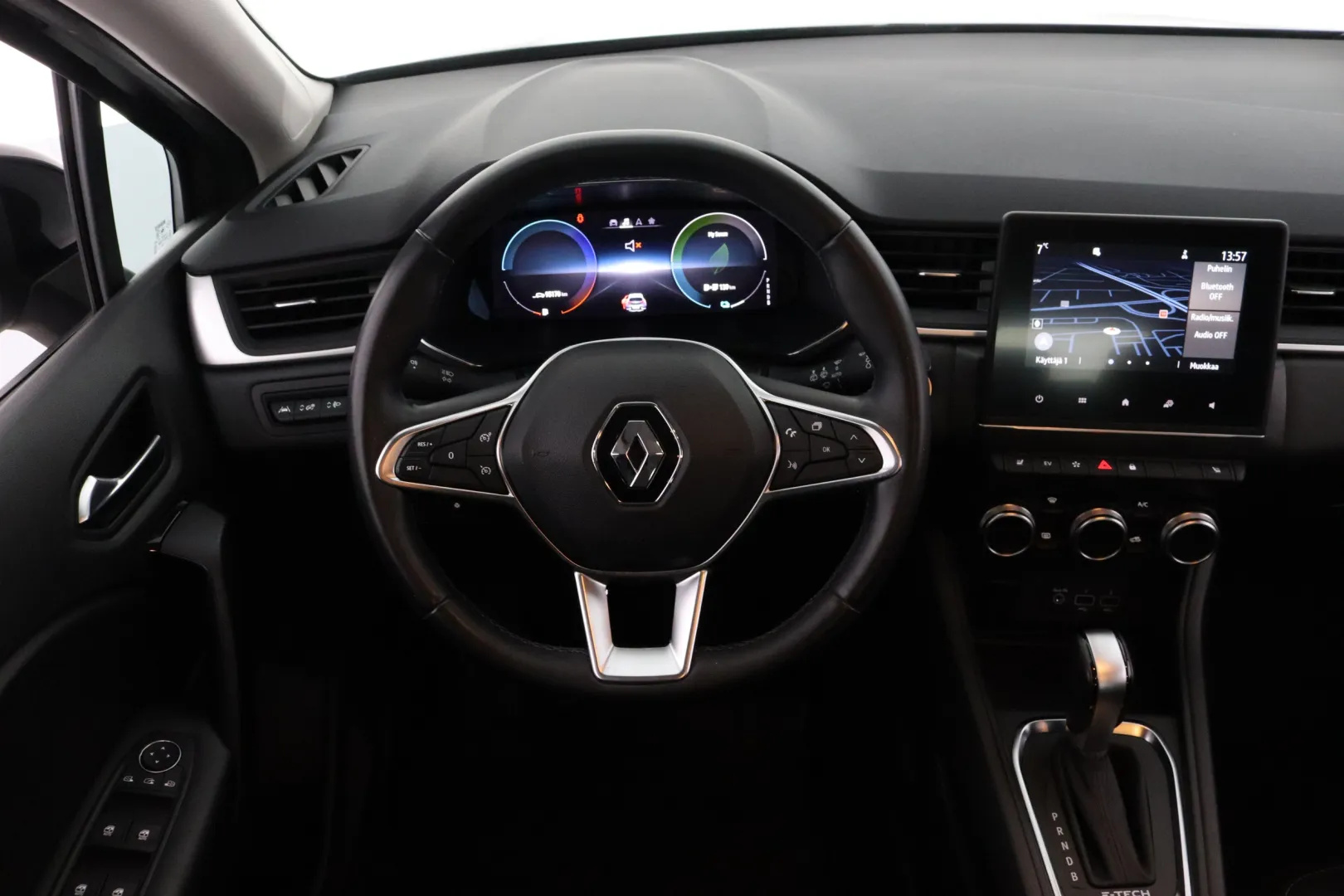 RENAULT Captur CPU-196 carousel image