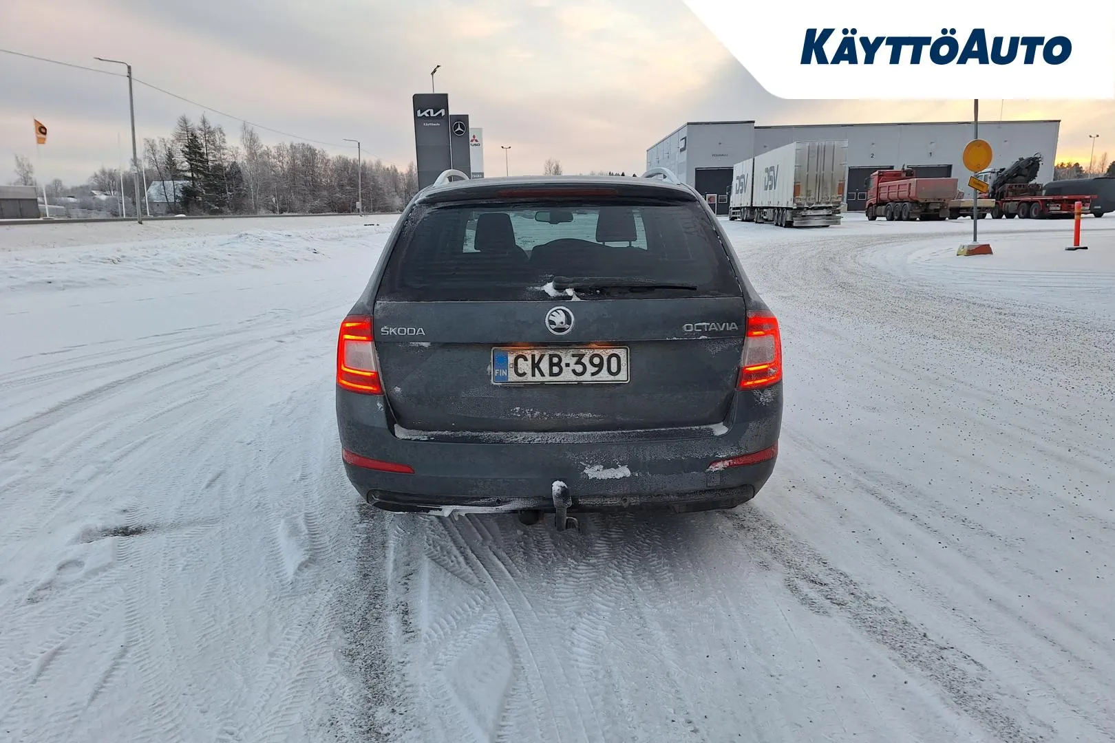 SKODA Octavia CKB-390 carousel image