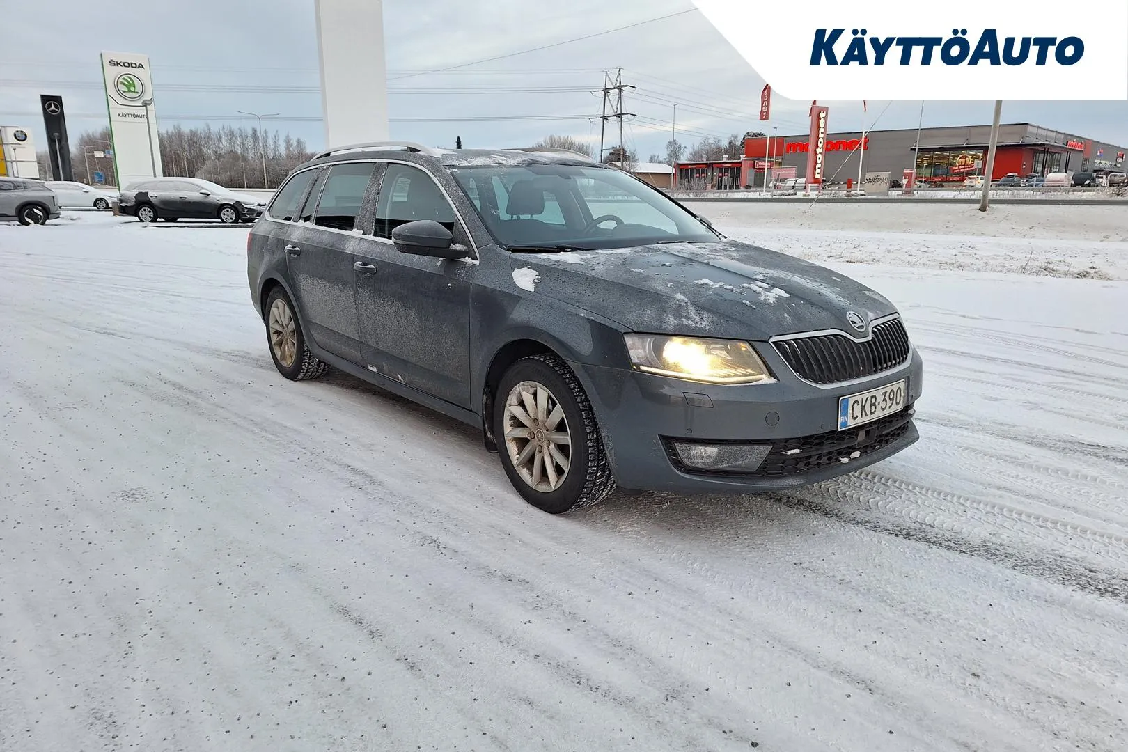 SKODA Octavia CKB-390 carousel image