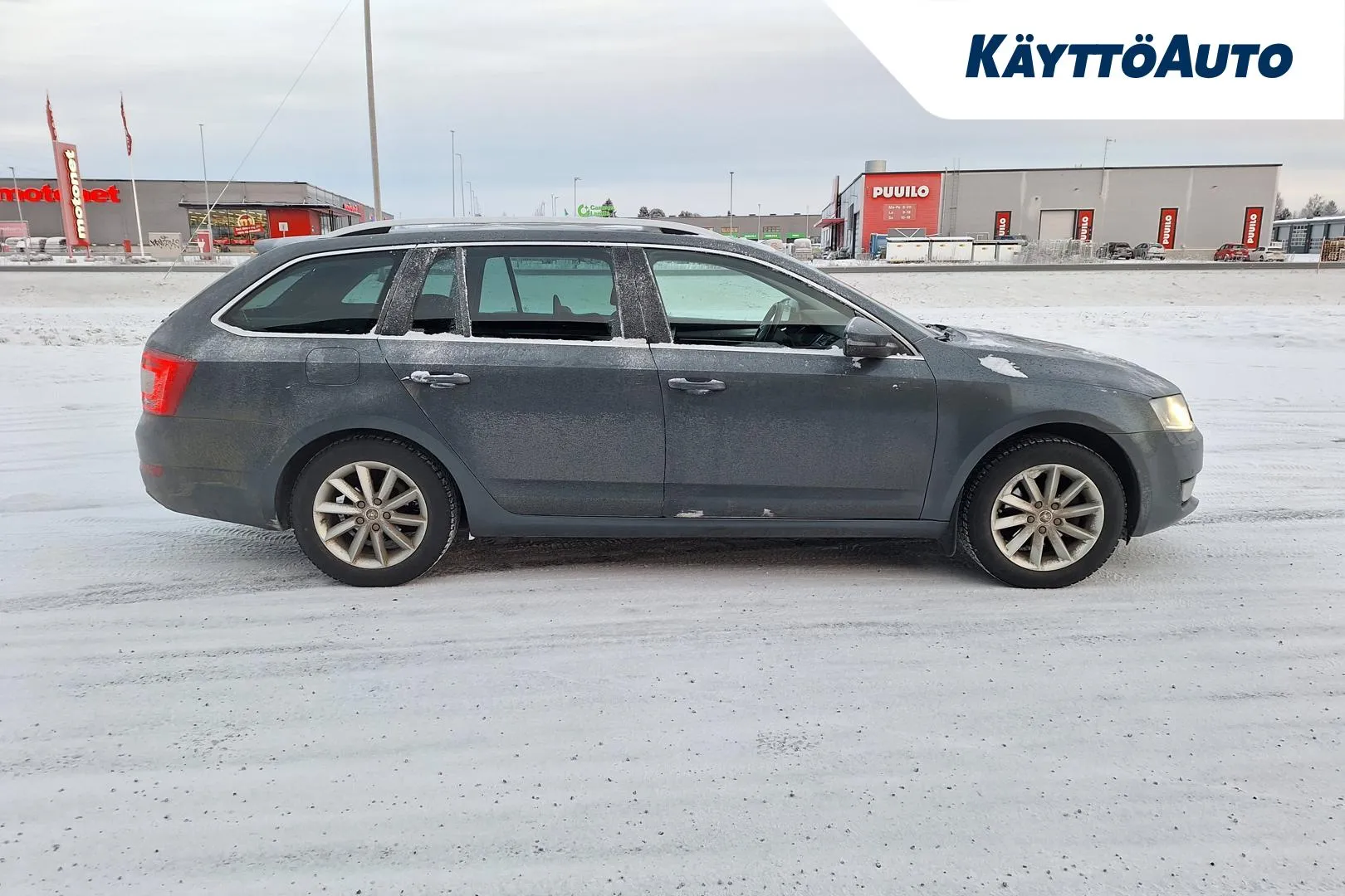 SKODA Octavia CKB-390 carousel image