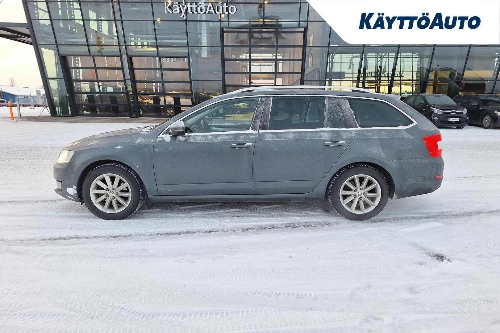 SKODA Octavia CKB-390 carousel image