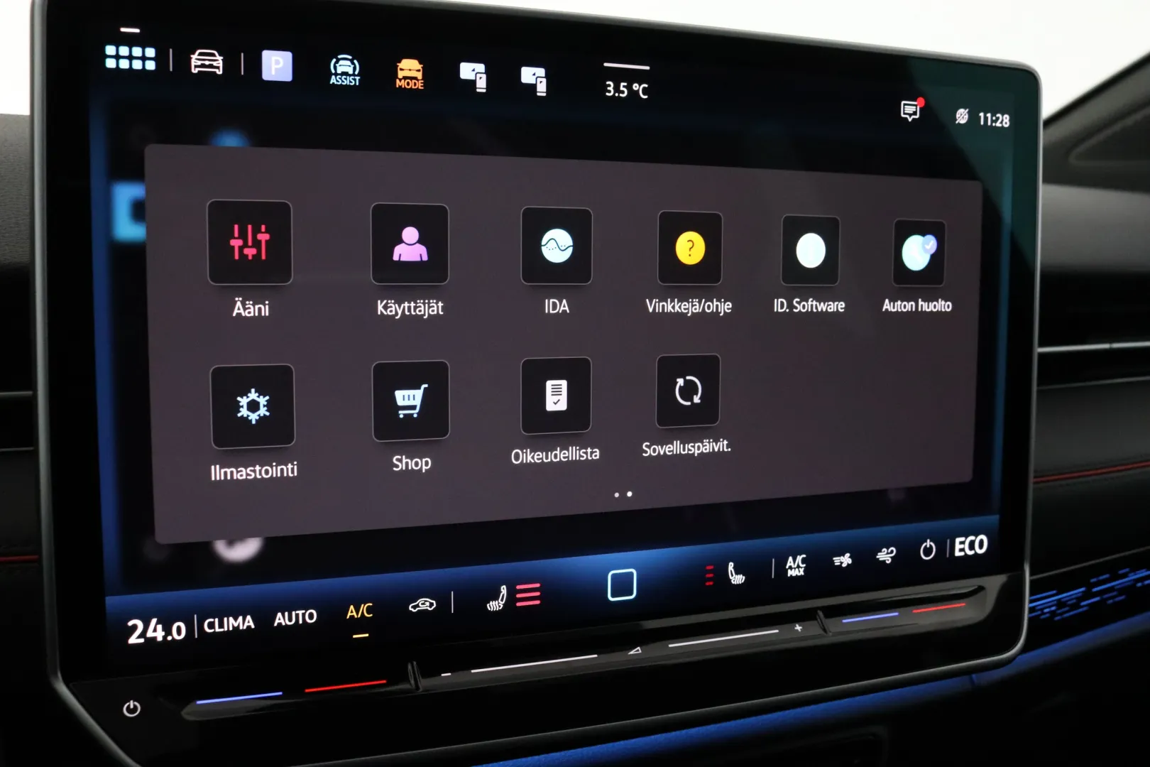 VOLKSWAGEN ID.7 FSS-779 carousel image