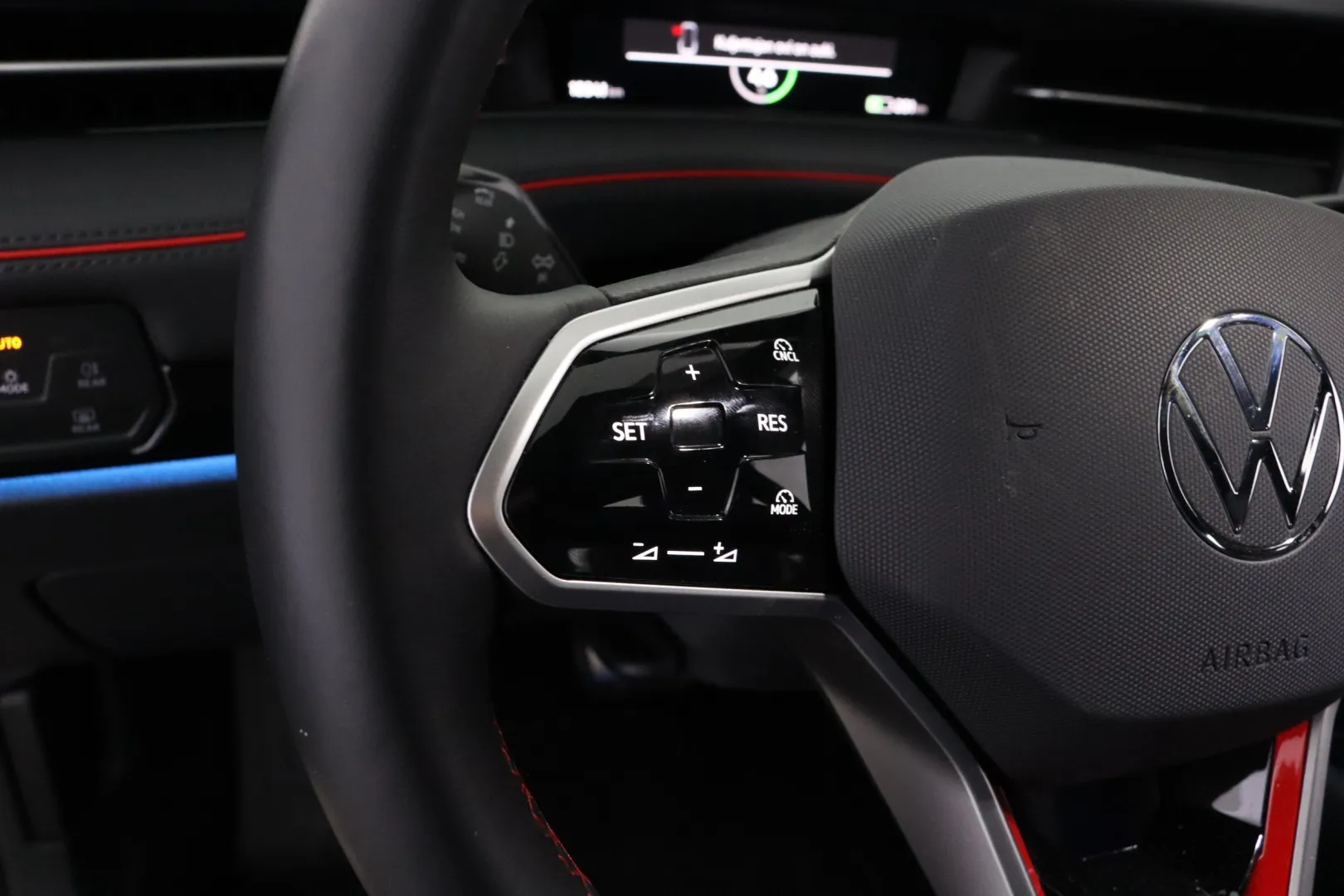 VOLKSWAGEN ID.7 FSS-779 carousel image