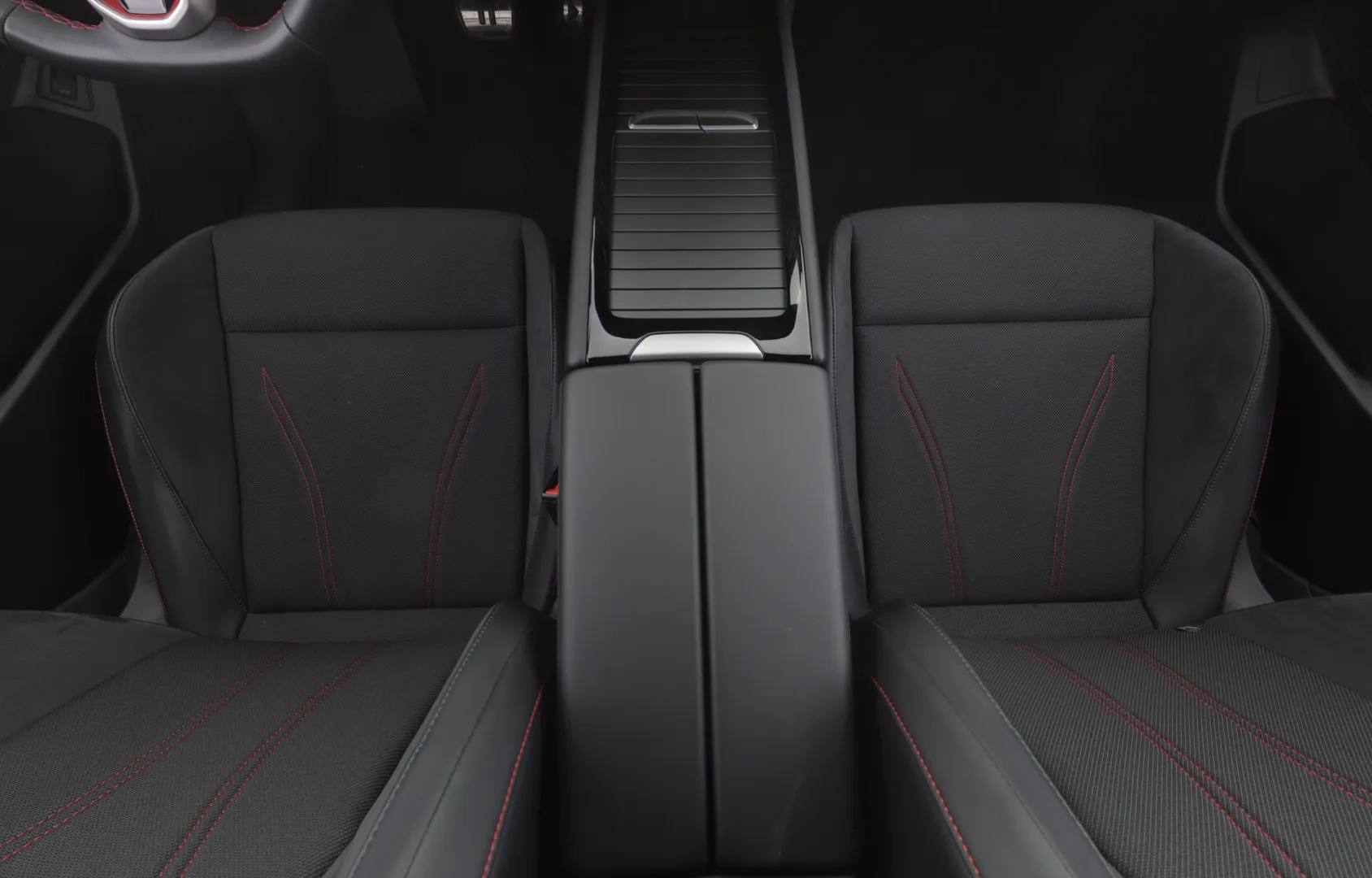 VOLKSWAGEN ID.7 FSS-779 carousel image