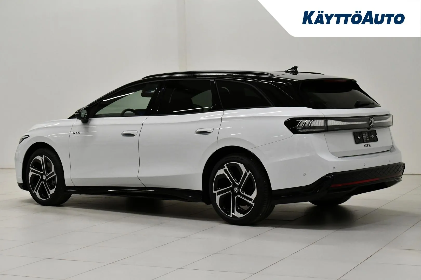 Volkswagen ID.7 RXS-332 carousel image