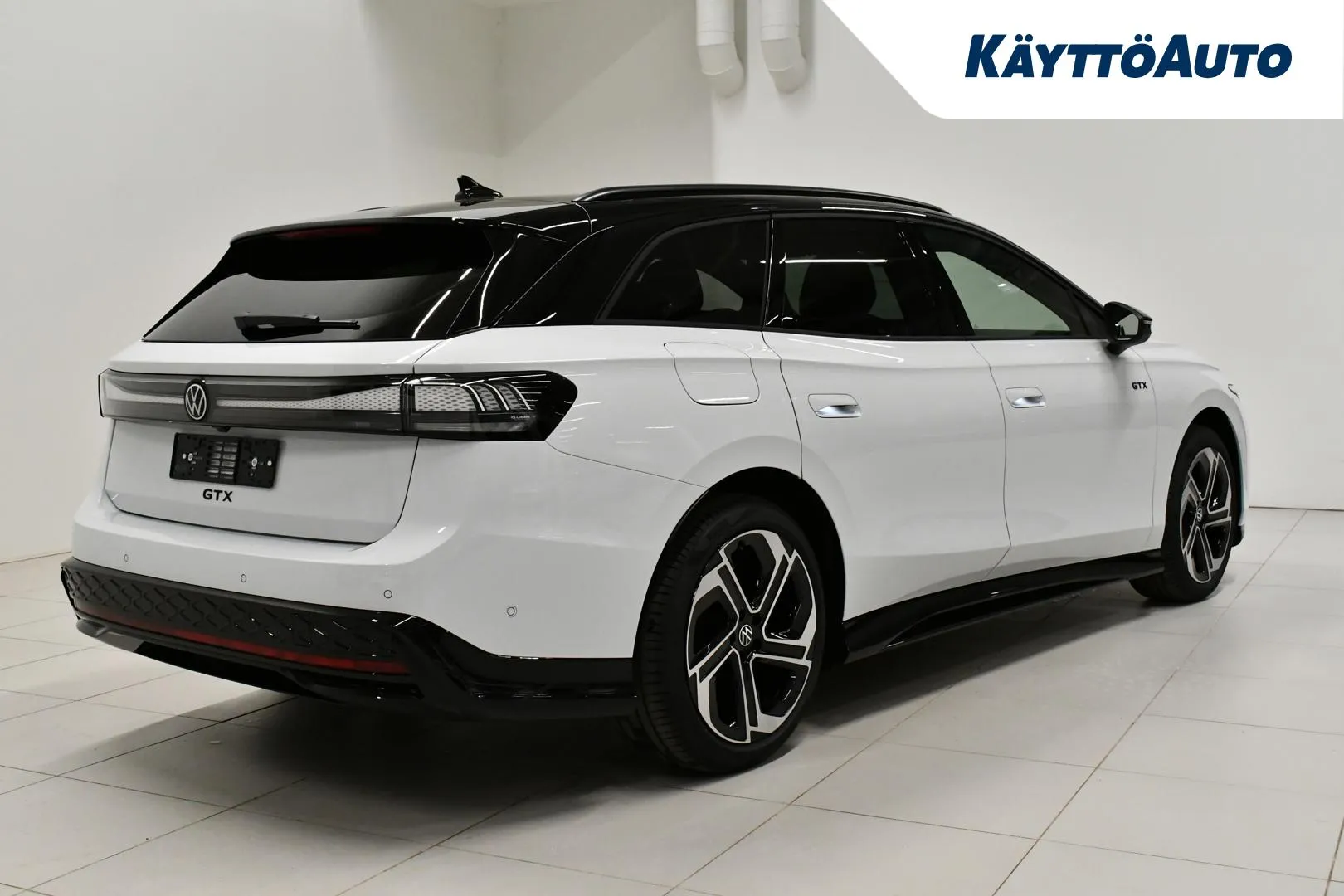 Volkswagen ID.7 RXS-332 carousel image