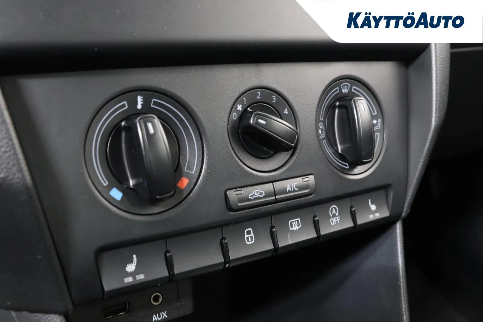 Skoda Rapid MMU-507 carousel image