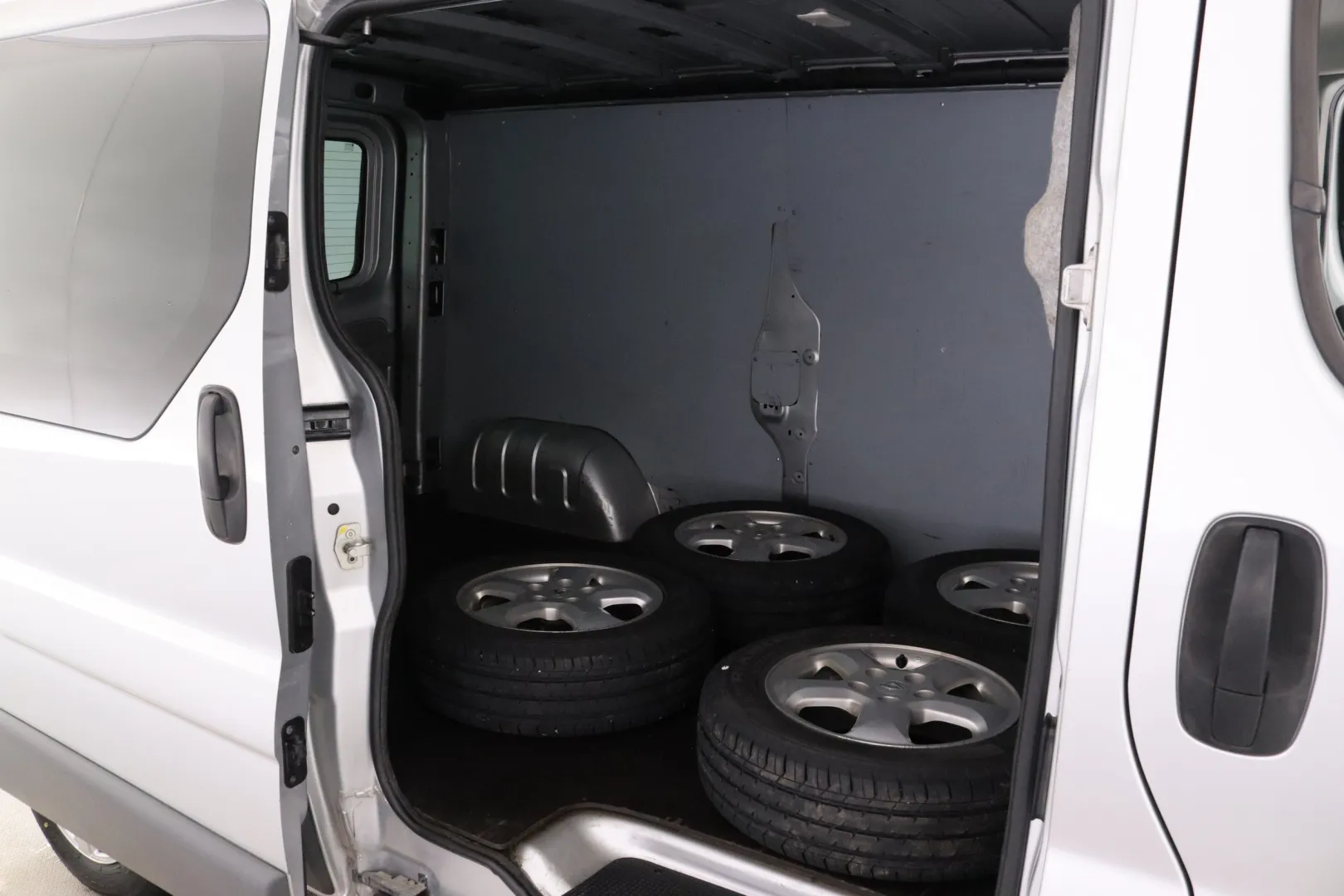 RENAULT Trafic GJZ-213 carousel image