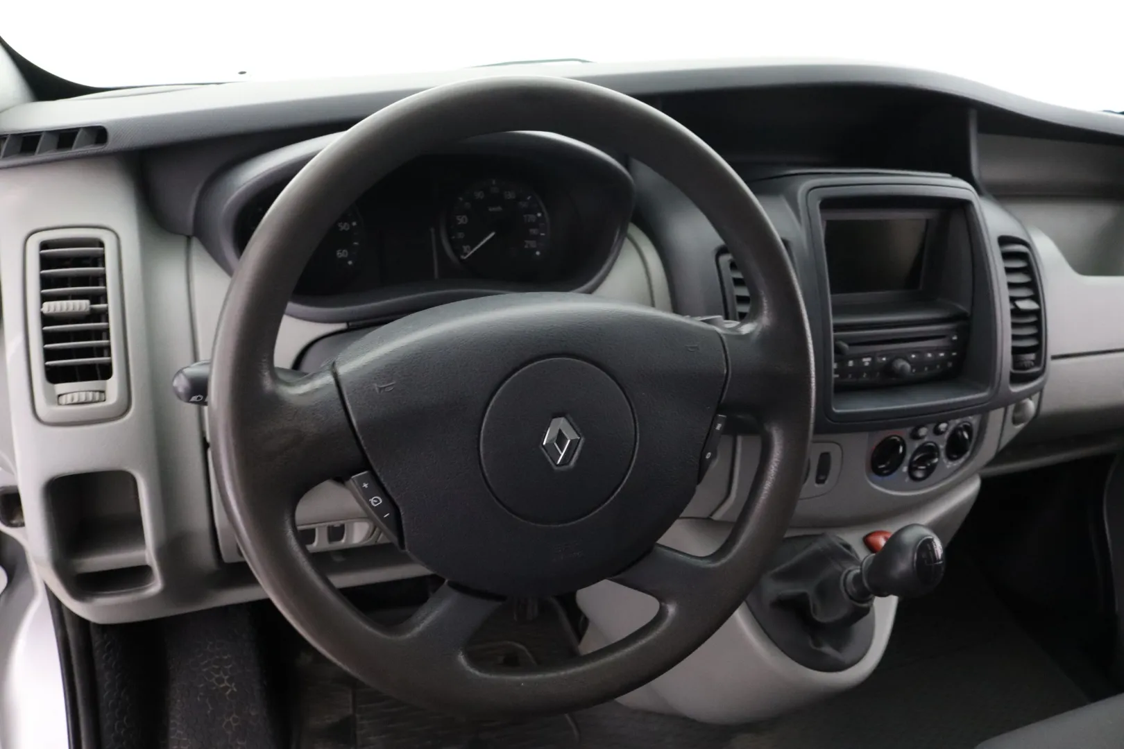 RENAULT Trafic GJZ-213 carousel image