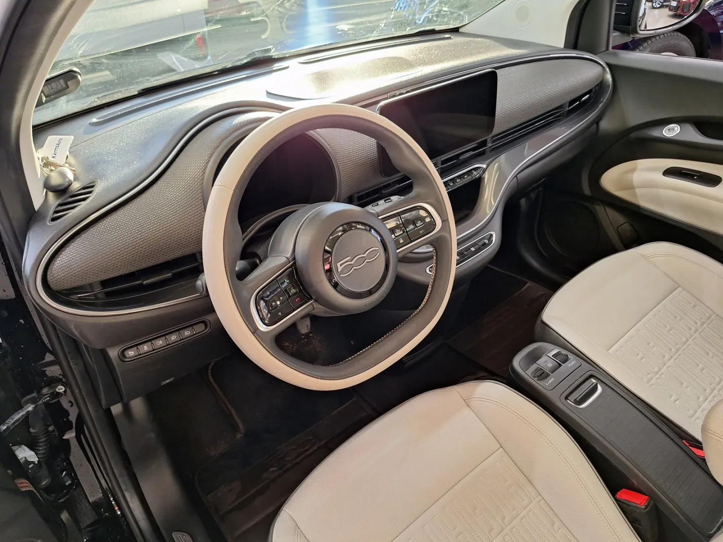 FIAT 500e GOC-181 carousel image