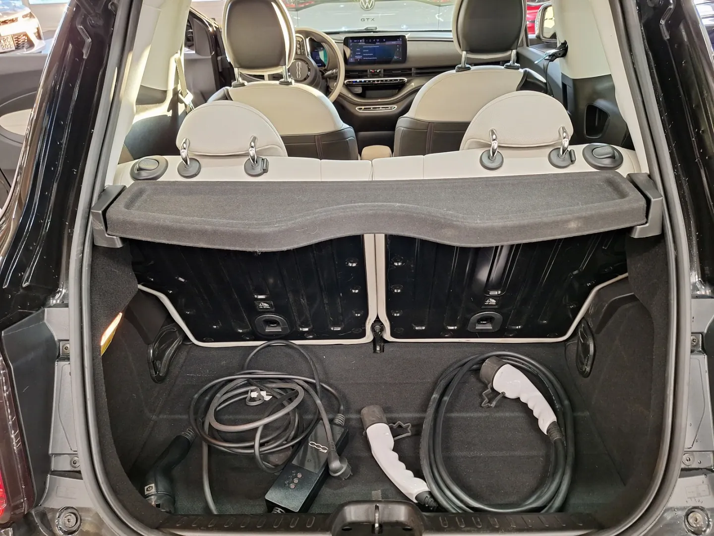 FIAT 500e GOC-181 carousel image