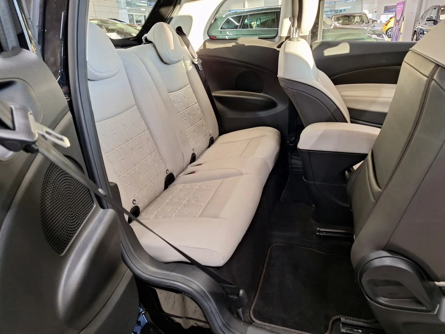 FIAT 500e GOC-181 carousel image