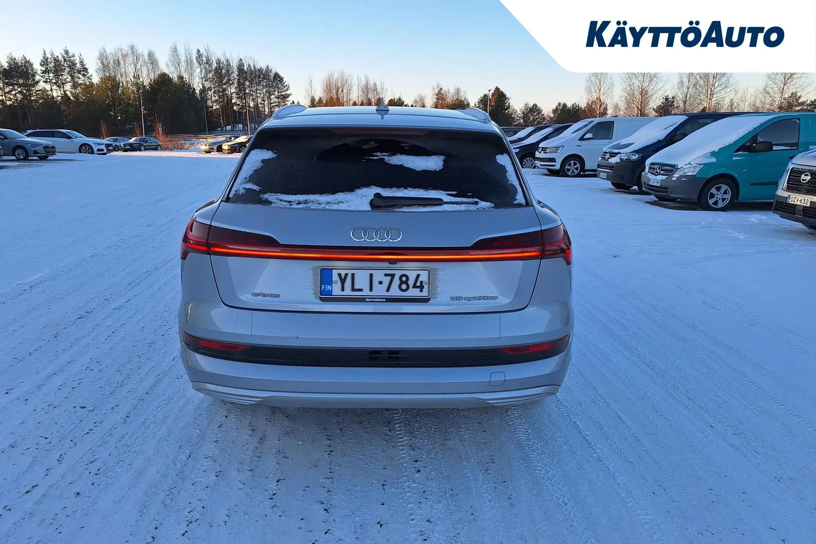 AUDI e-tron YLI-784 carousel image