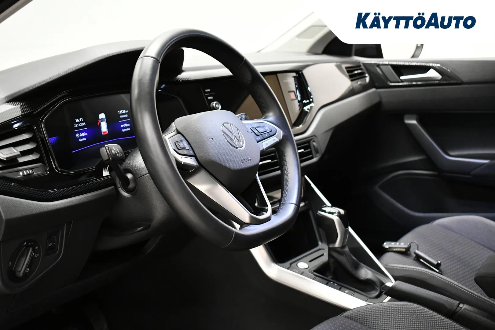 VOLKSWAGEN Taigo EVB-517 carousel image