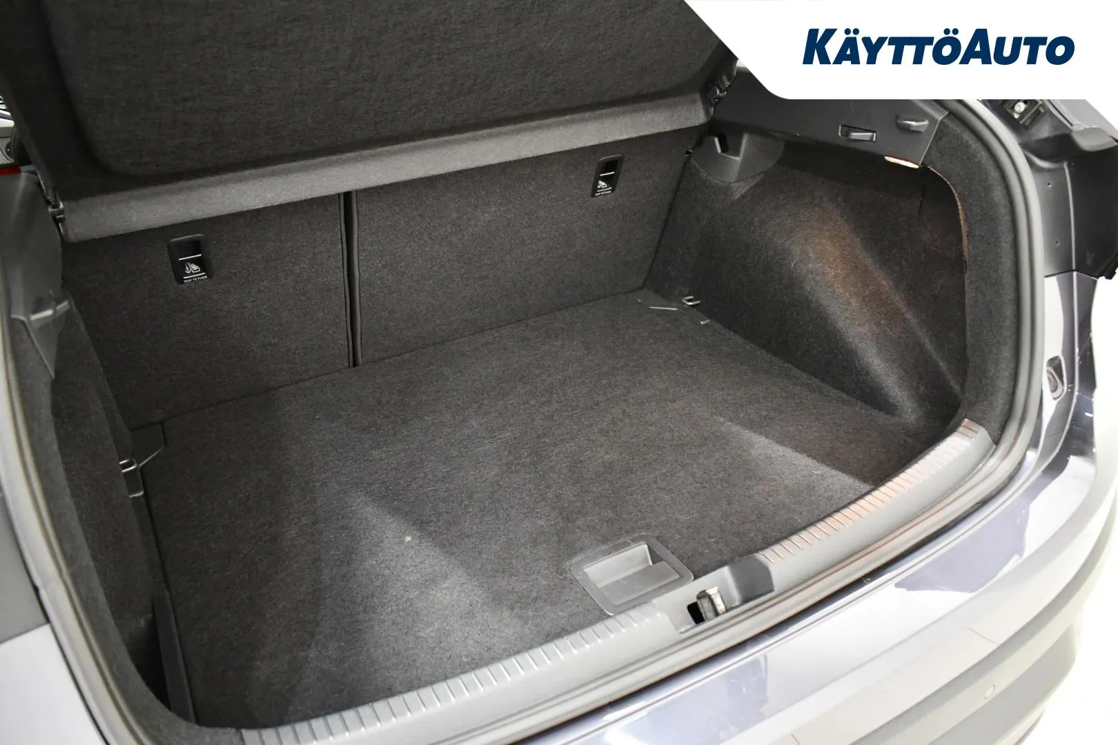 VOLKSWAGEN Taigo EVB-517 carousel image