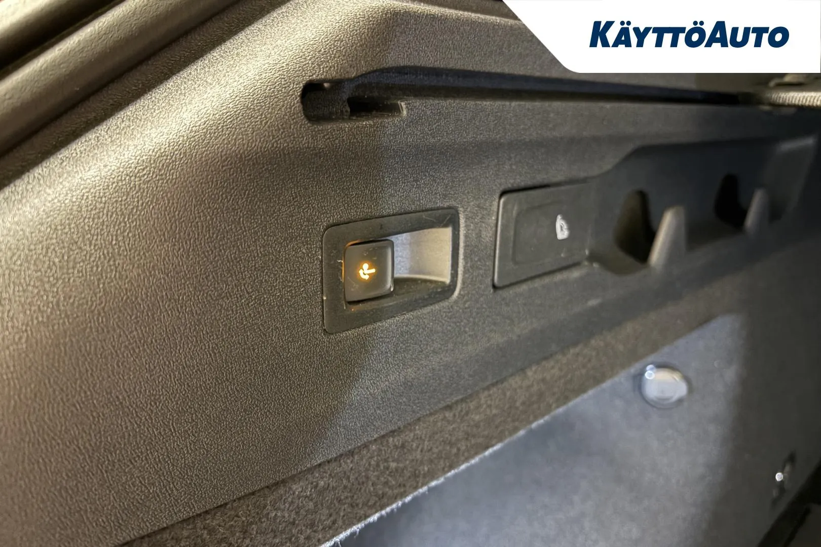 VOLKSWAGEN ID.7 FSS-775 carousel image