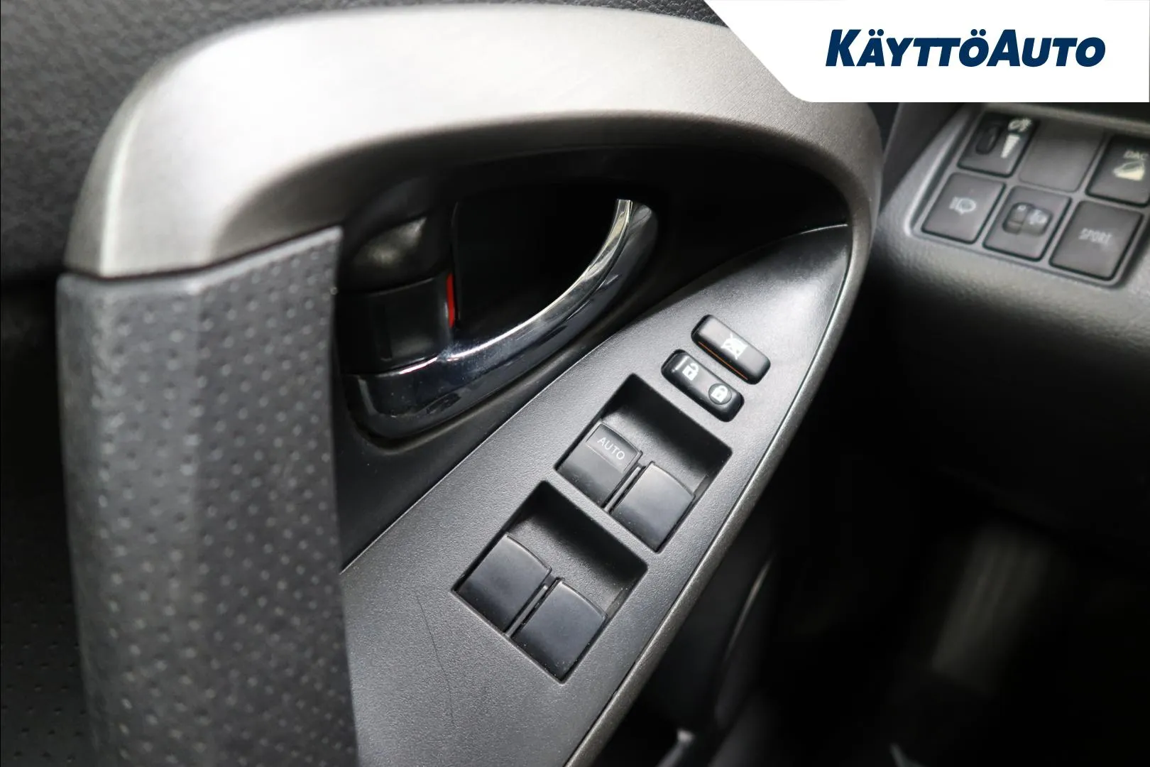 TOYOTA RAV4 ETY-709 carousel image