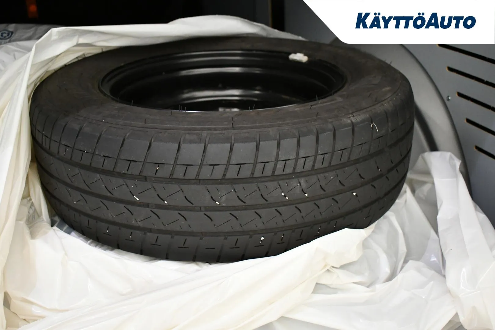 VOLKSWAGEN Transporter COL-772 carousel image