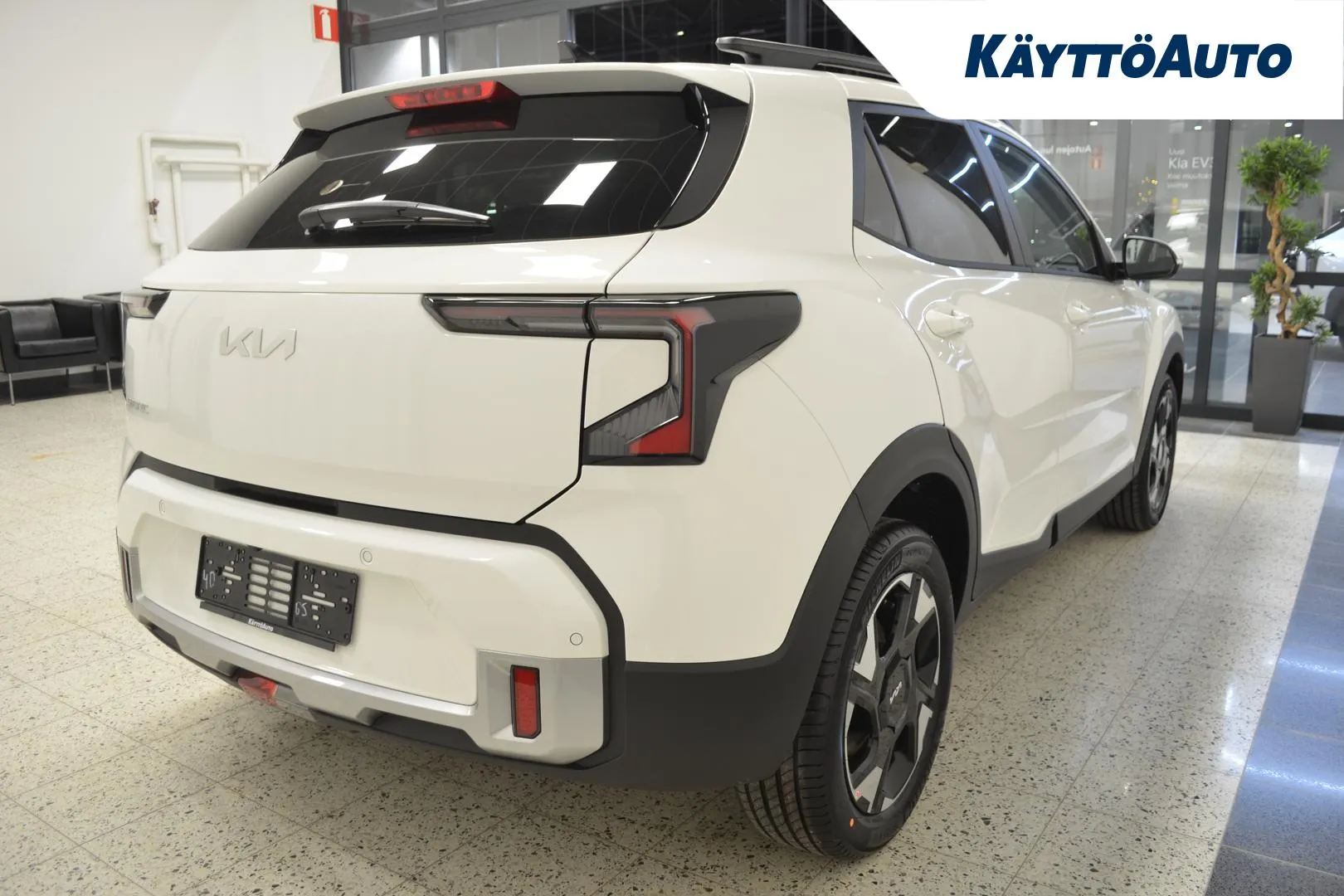 Kia Stonic MRR-215 carousel image