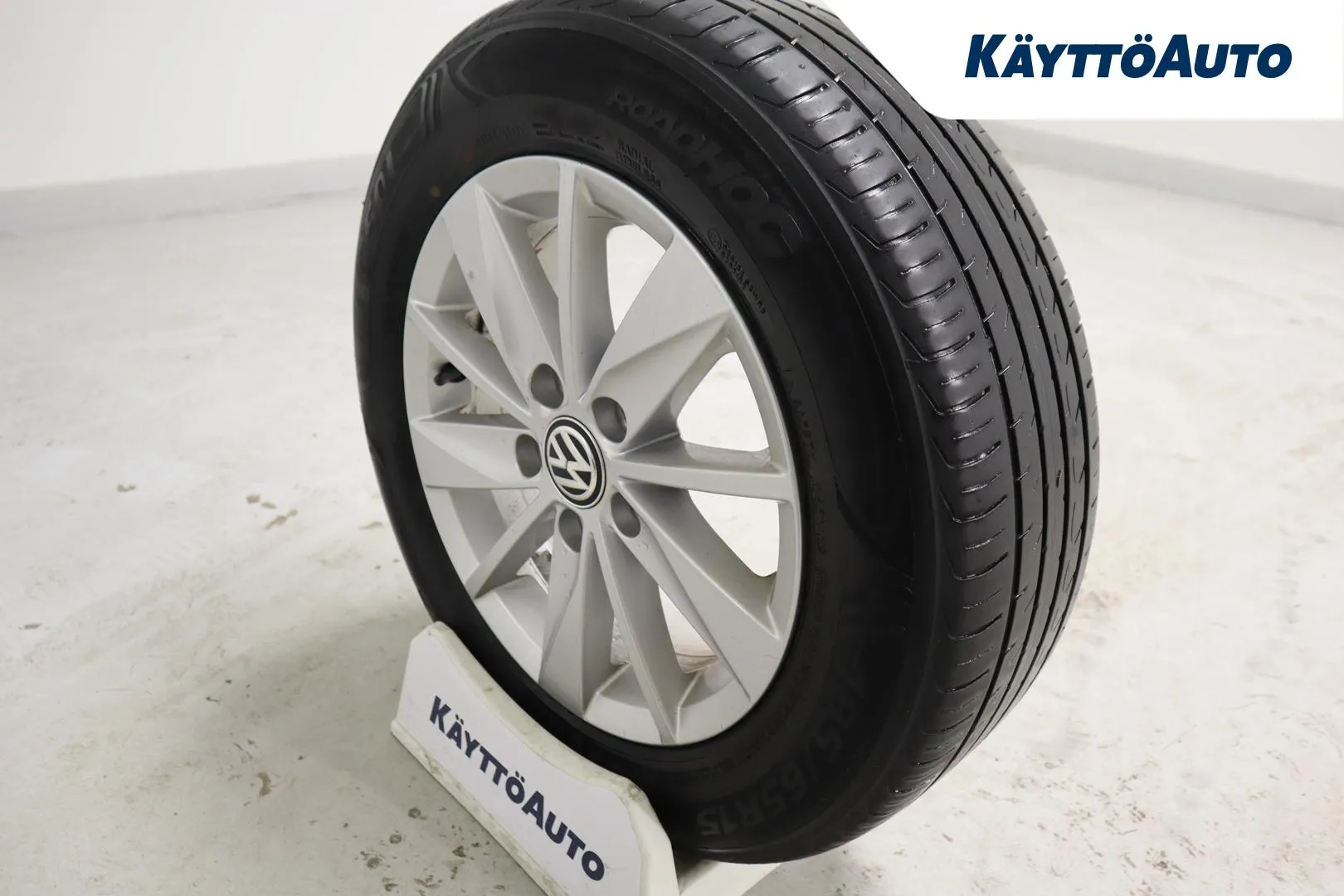 VOLKSWAGEN Golf Sportsvan MNE-415 carousel image