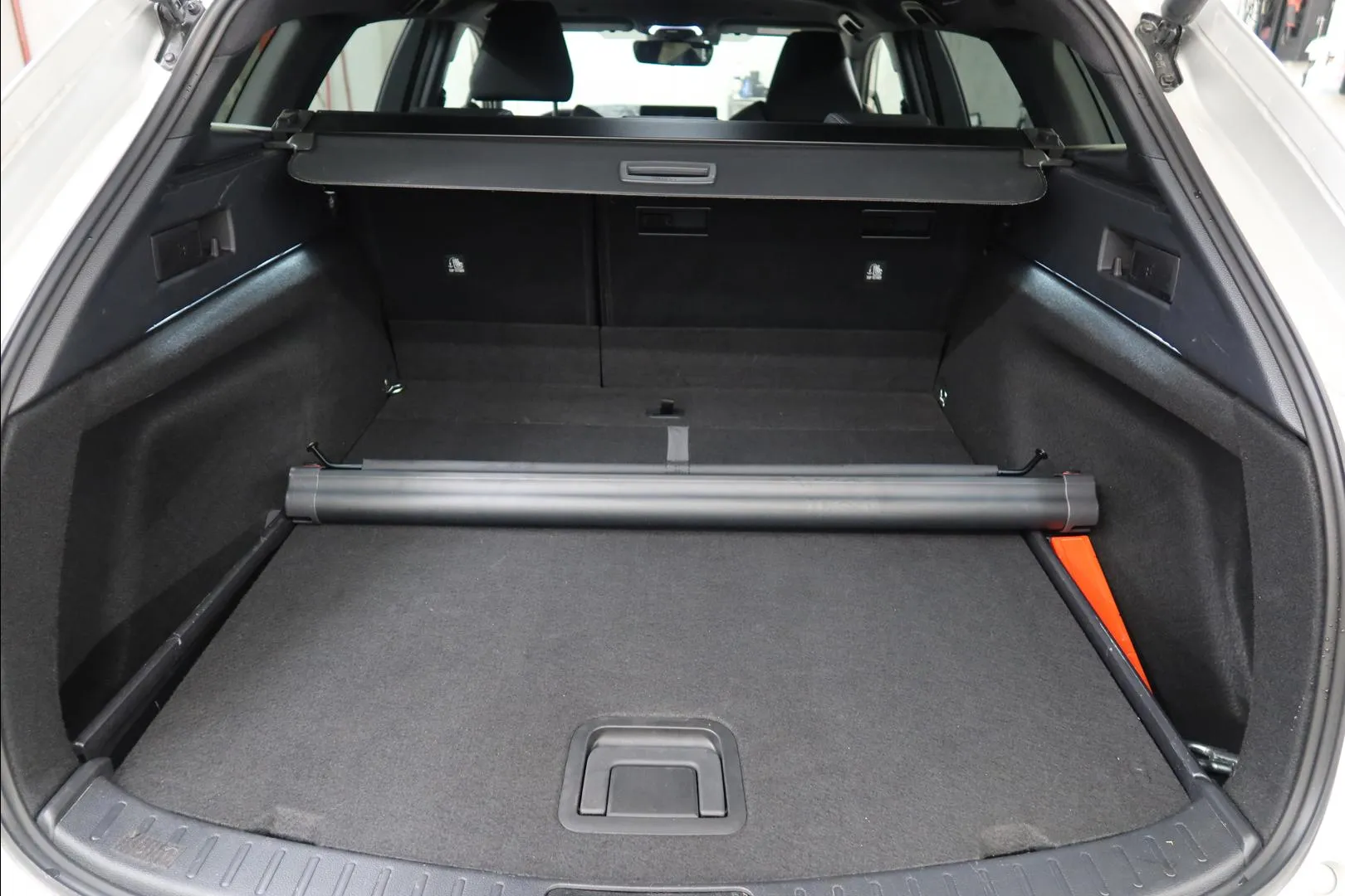 Toyota Corolla FRG-360 carousel image