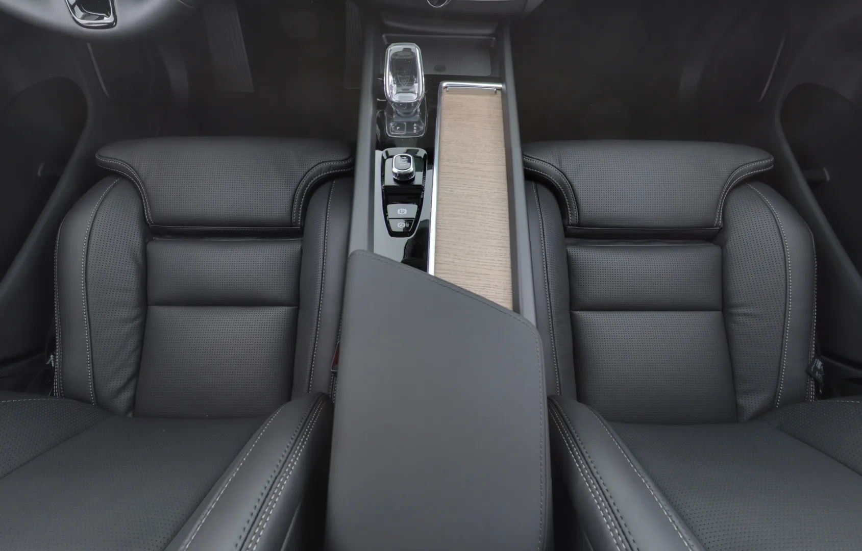 Volvo XC60 NOH-860 carousel image