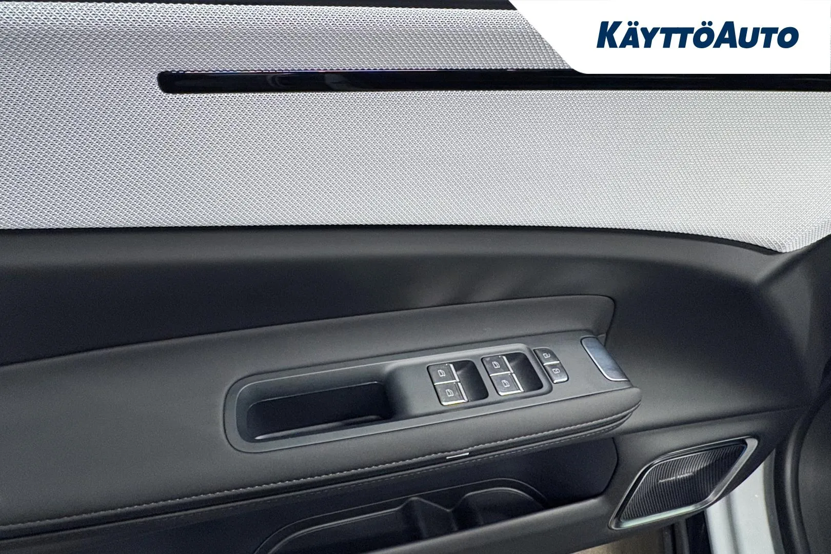 Polestar 4 MRO-808 carousel image