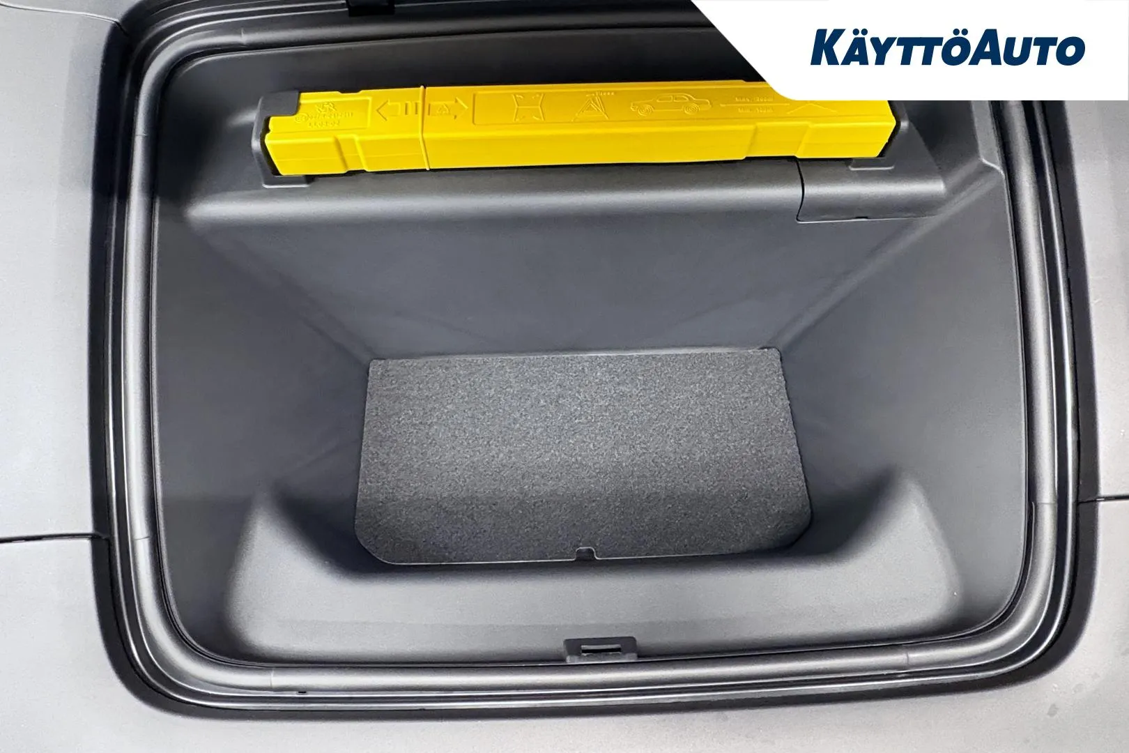 Polestar 4 MRO-808 carousel image