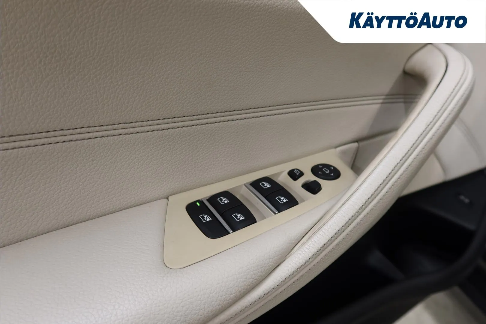 BMW 520 IPE-116 carousel image