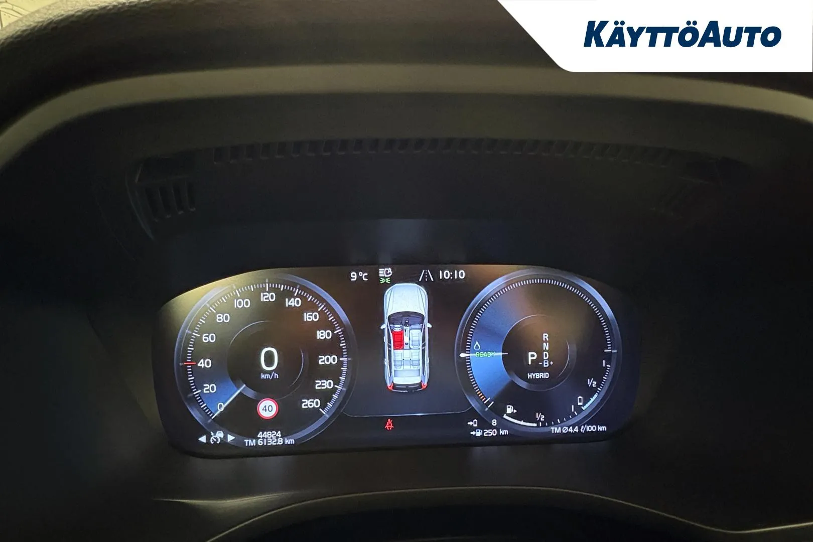 VOLVO XC60 XPE-204 carousel image