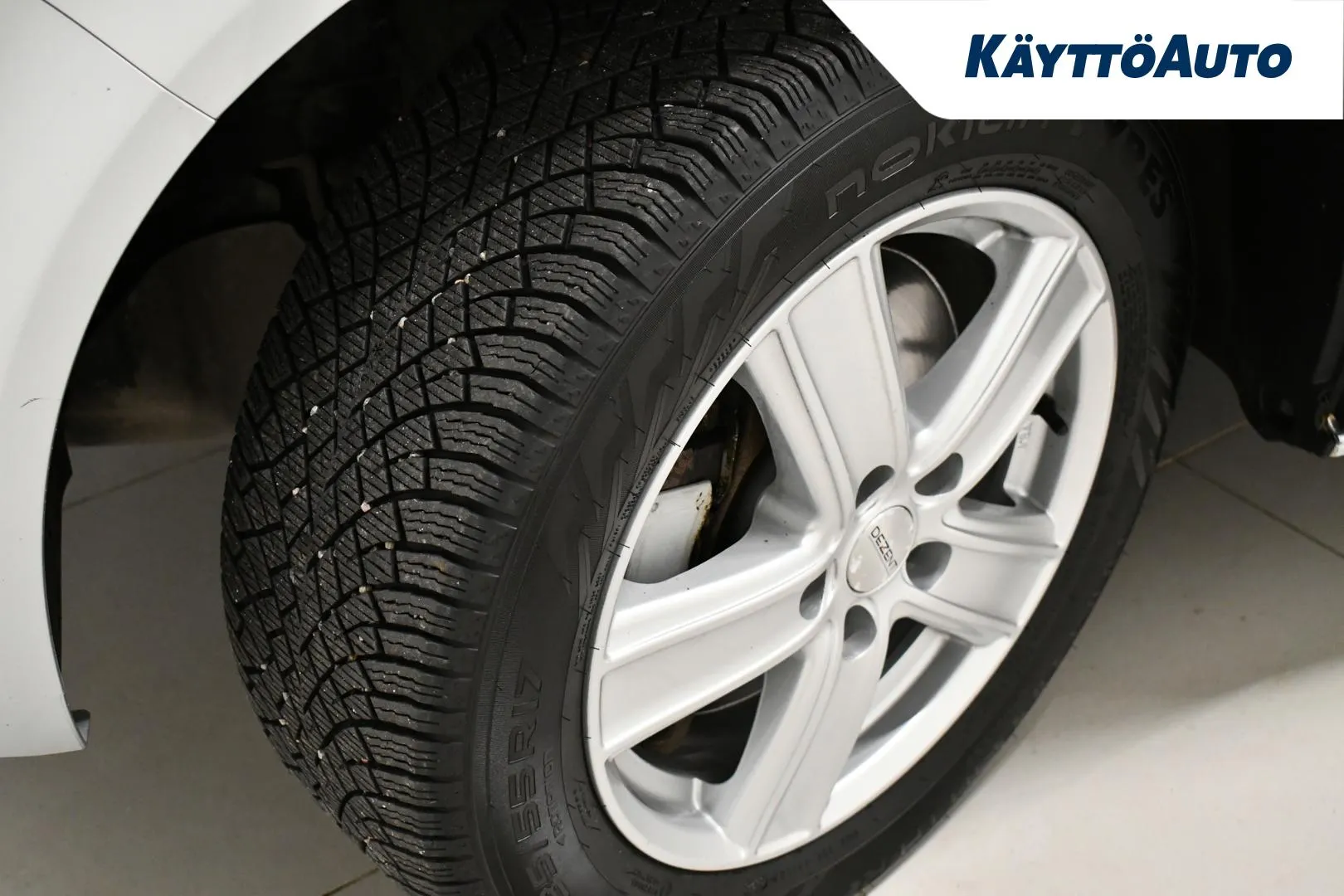 VOLKSWAGEN Transporter ERH-572 carousel image